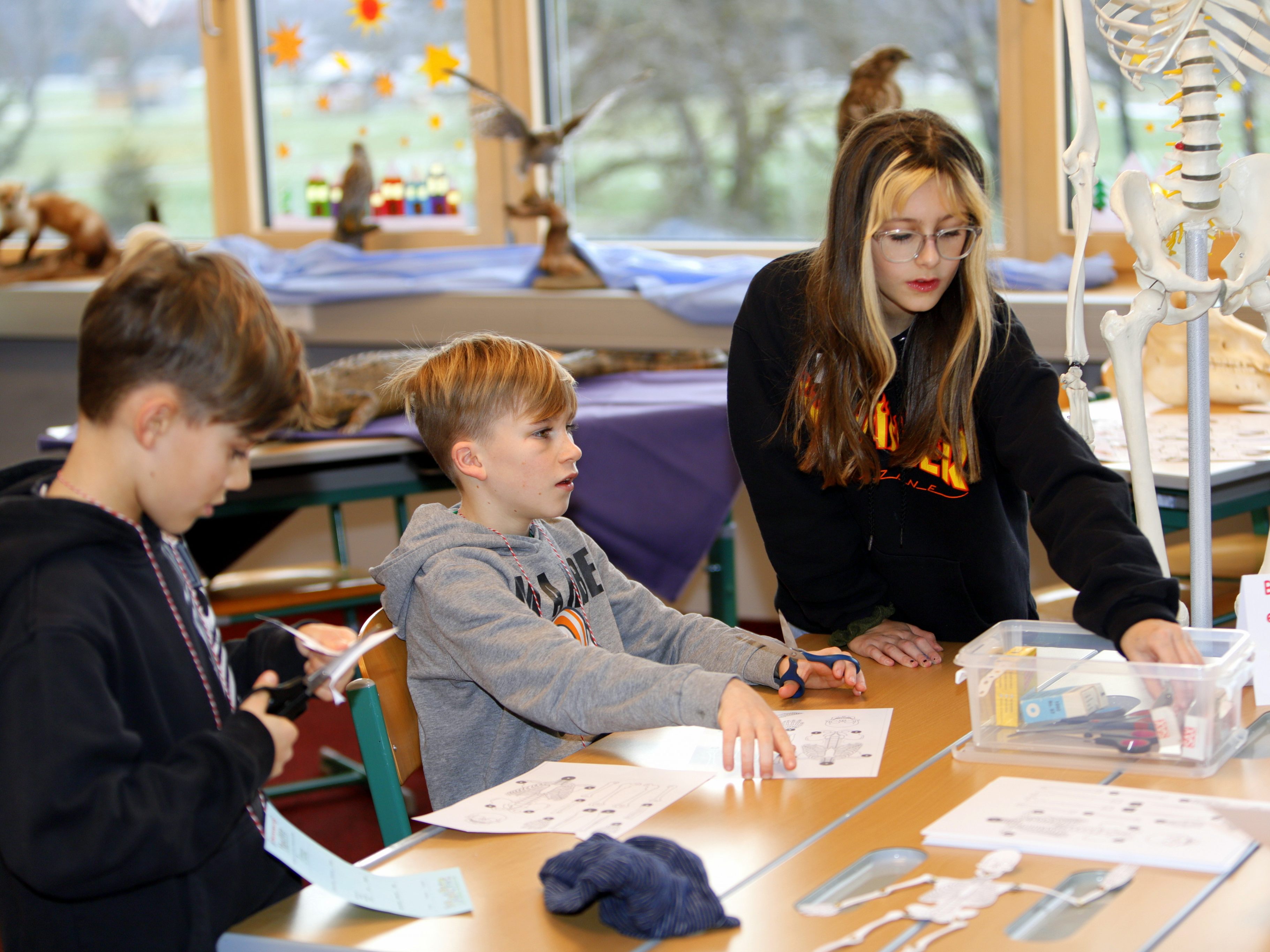 Interessierte Besucher beim Tag der offenen Tür Interessierte Besucher beim Tag der offenen Tür