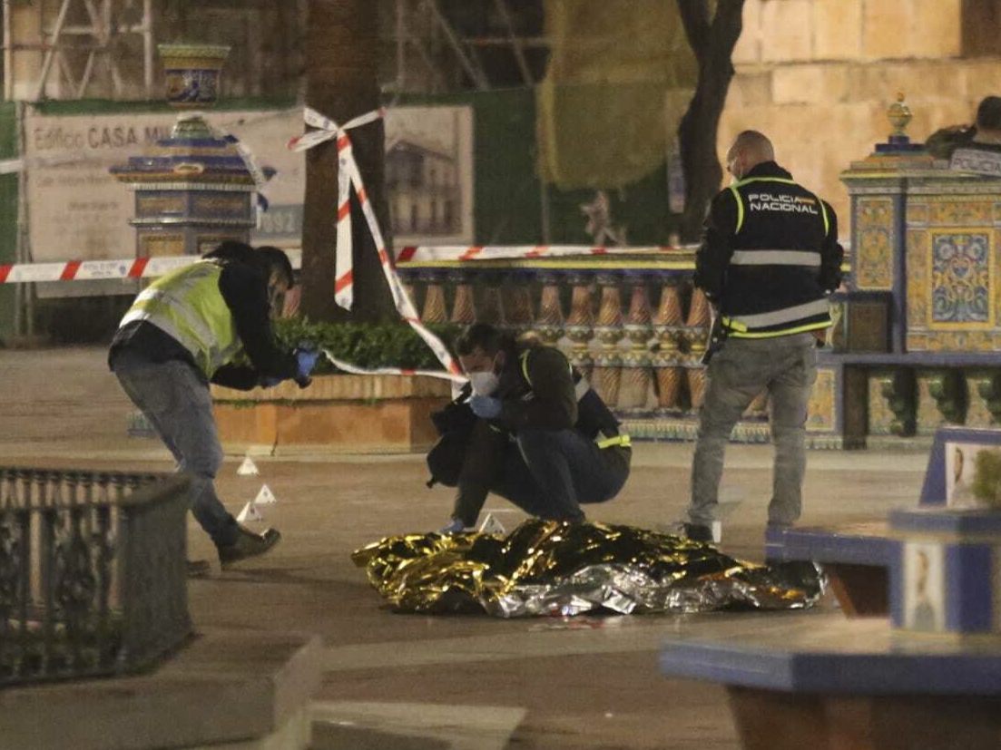 In einer Kirche im südspanischen Algeciras ist ein Kirchendiener von einem Angreifer mit einer Machete getötet worden. In einer Kirche im südspanischen Algeciras ist ein Kirchendiener von einem Angreifer mit einer Machete getötet worden.