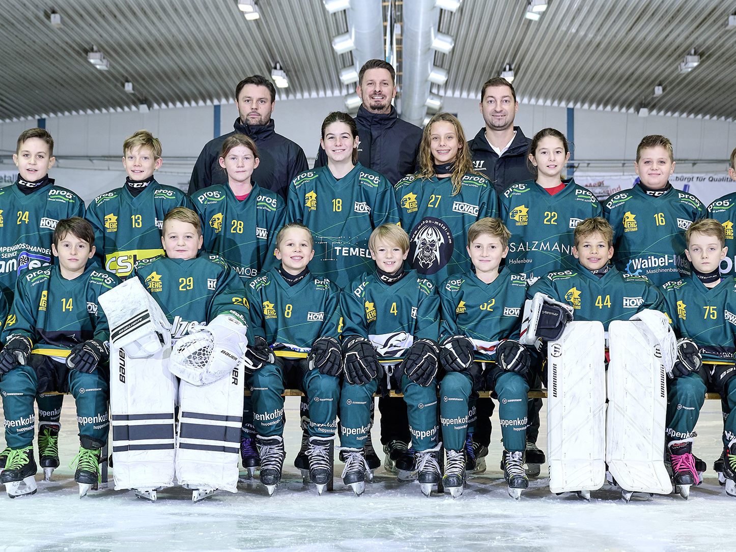 Das U11 Team des EHC Lustenau misst sich beim int. Turnier in der Rheinhalle Lustenau Das U11 Team des EHC Lustenau misst sich beim int. Turnier in der Rheinhalle Lustenau