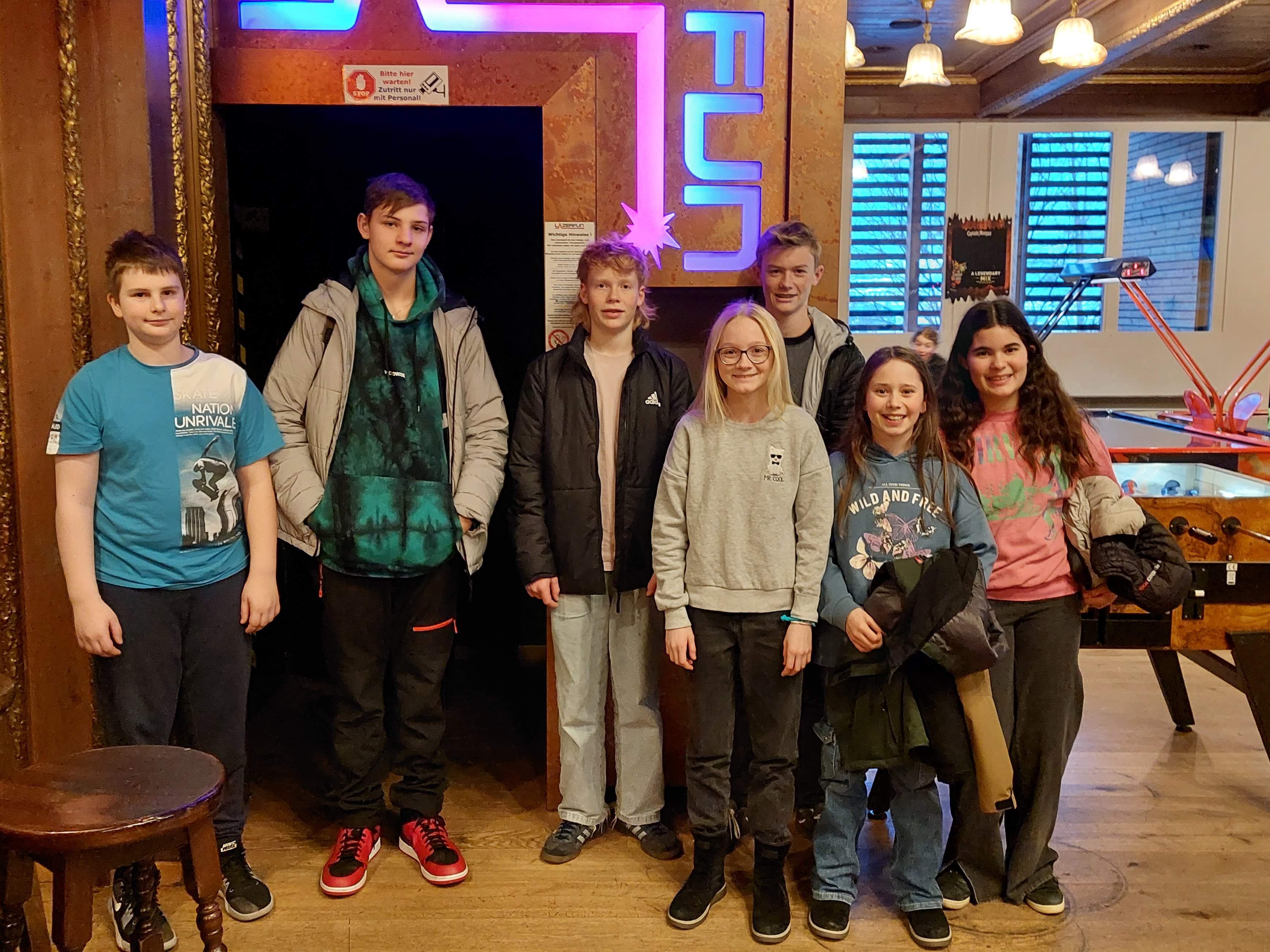 Prüflinge beim Lasertag