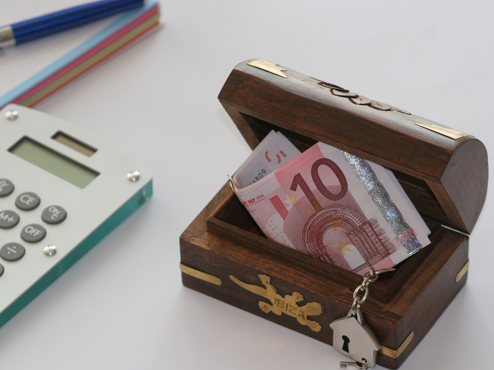 Einbrecher stahlen Bargeld aus einem Kindergarten im Burgenland. Einbrecher stahlen Bargeld aus einem Kindergarten im Burgenland.