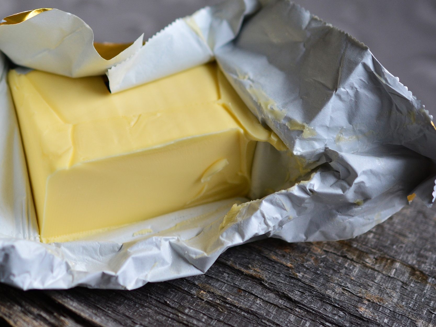 Die Bauern wettern gegen die Butter-Preissenkung der Berglandmilch. Die Bauern wettern gegen die Butter-Preissenkung der Berglandmilch.