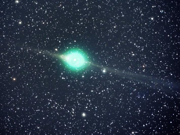 In der Nacht auf 1. Februar 2023 wird ein leuchtend grüner Komet der Erde ganz nahe kommen. In der Nacht auf 1. Februar 2023 wird ein leuchtend grüner Komet der Erde ganz nahe kommen.