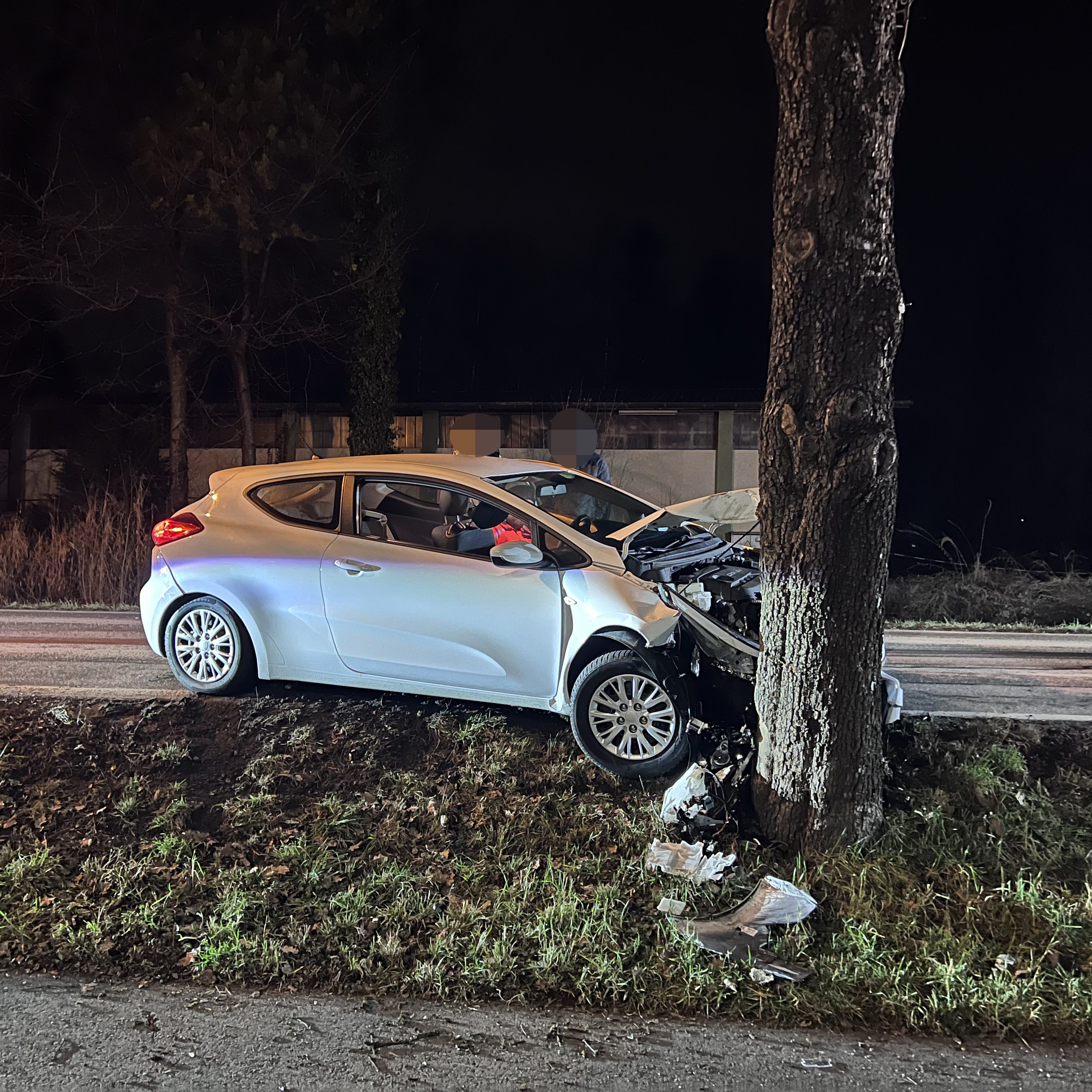 Zu einem Verkehrsunfall kam es in der Nacht von Freitag auf Samtag in Dornbirn.