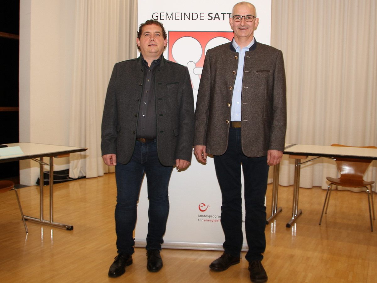 Der neue Bürgermeister Andreas Dobler (links) und der Vizebürgermeister Gerhard Malin (rechts) freuen sich über ihre Wahl. Der neue Bürgermeister Andreas Dobler (links) und der Vizebürgermeister Gerhard Malin (rechts) freuen sich über ihre Wahl.