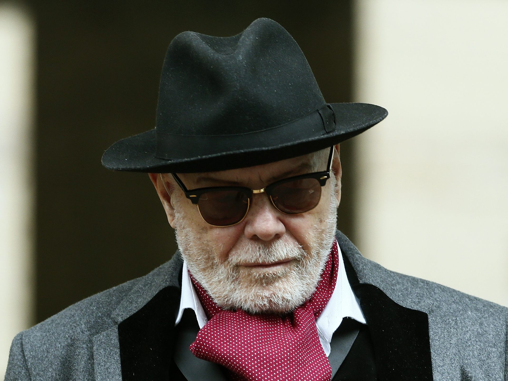 Der wegen Kindesmissbrauchs verurteilte Ex-Popstar Gary Glitter ist frei. Der wegen Kindesmissbrauchs verurteilte Ex-Popstar Gary Glitter ist frei.