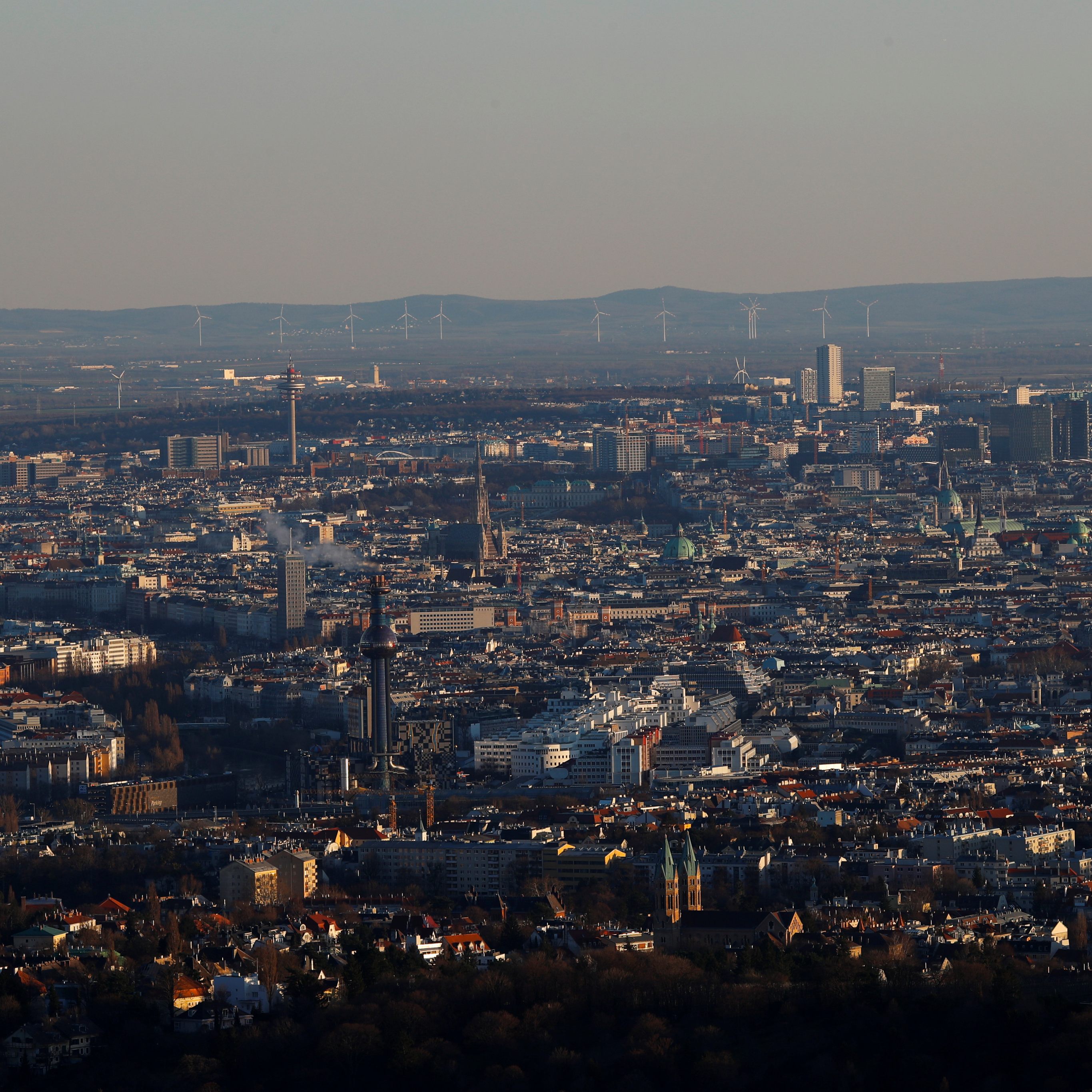 Protestsongcontest in Wien: Sängerin KüR gewann.