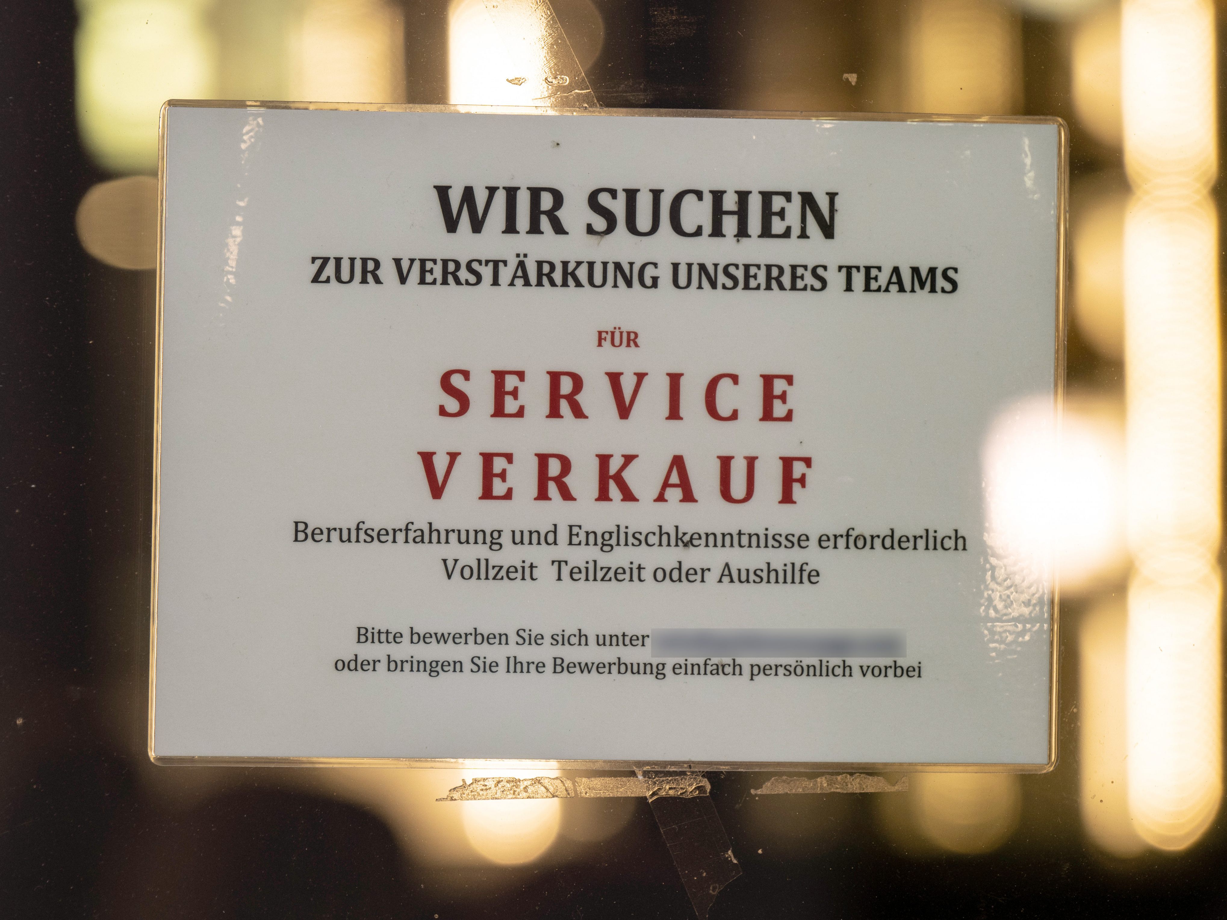 Für den Großteil der Unternehmen ist die Personalsuche derzeit eine große Herausforderung. Für den Großteil der Unternehmen ist die Personalsuche derzeit eine große Herausforderung.