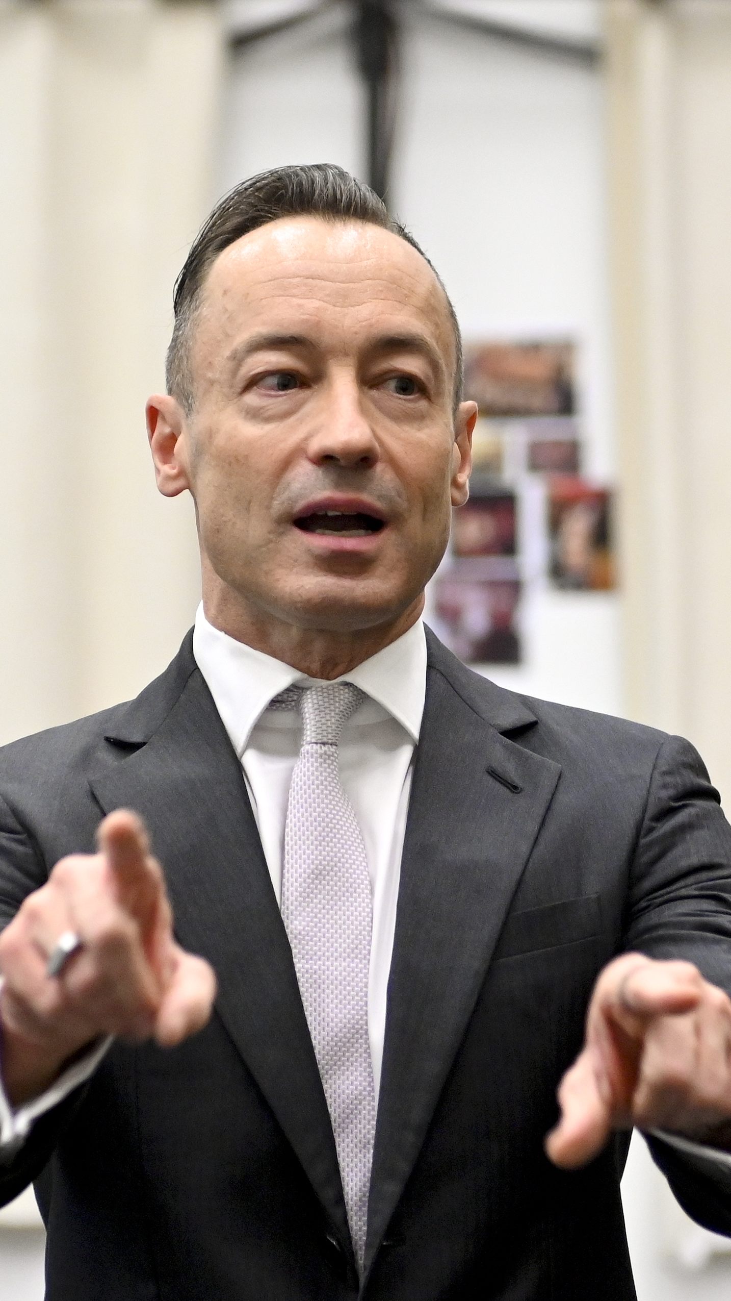 "Intendant Christian Struppeck bringt ROCK ME AMADEUS - DAS FALCO MUSICAL am 7. Oktober 2023 im Ronacher zur Uraufführung", so eine Aussendung der Vereinigten Bühnen Wien.