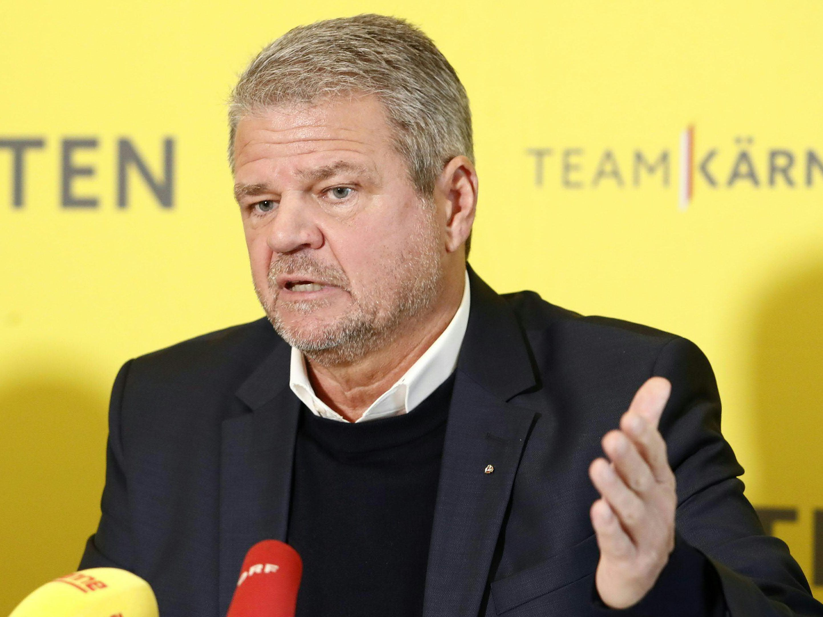 Der Spitzenkandidat des Team Kärnten, Gerhard Köfer, steht unter Beschuss.