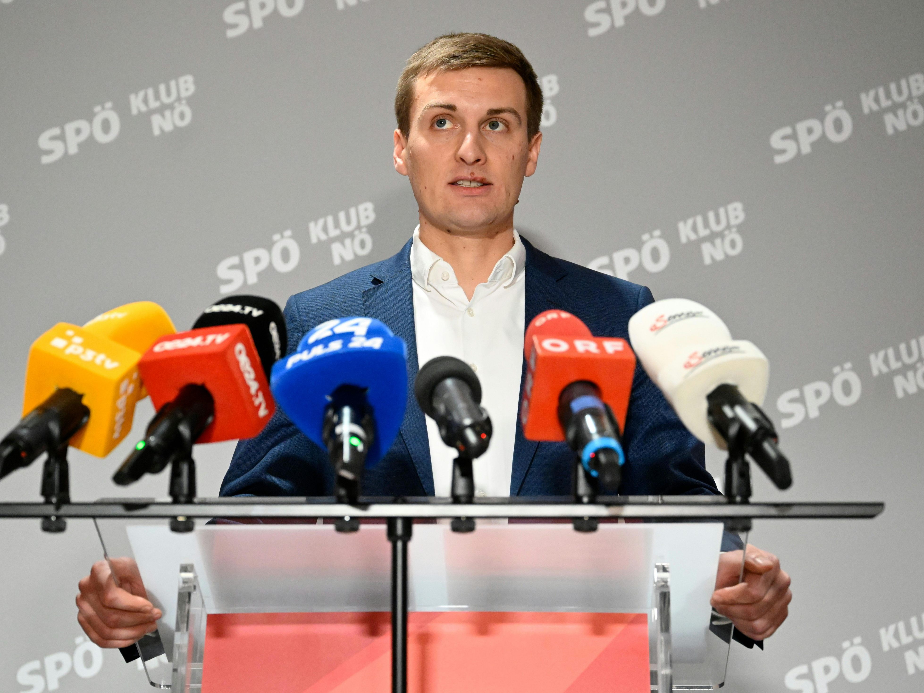 Für die SPÖ leitet der designierte Landesparteivorsitzende Sven Hergovich die Verhandlungen. Für die SPÖ leitet der designierte Landesparteivorsitzende Sven Hergovich die Verhandlungen.