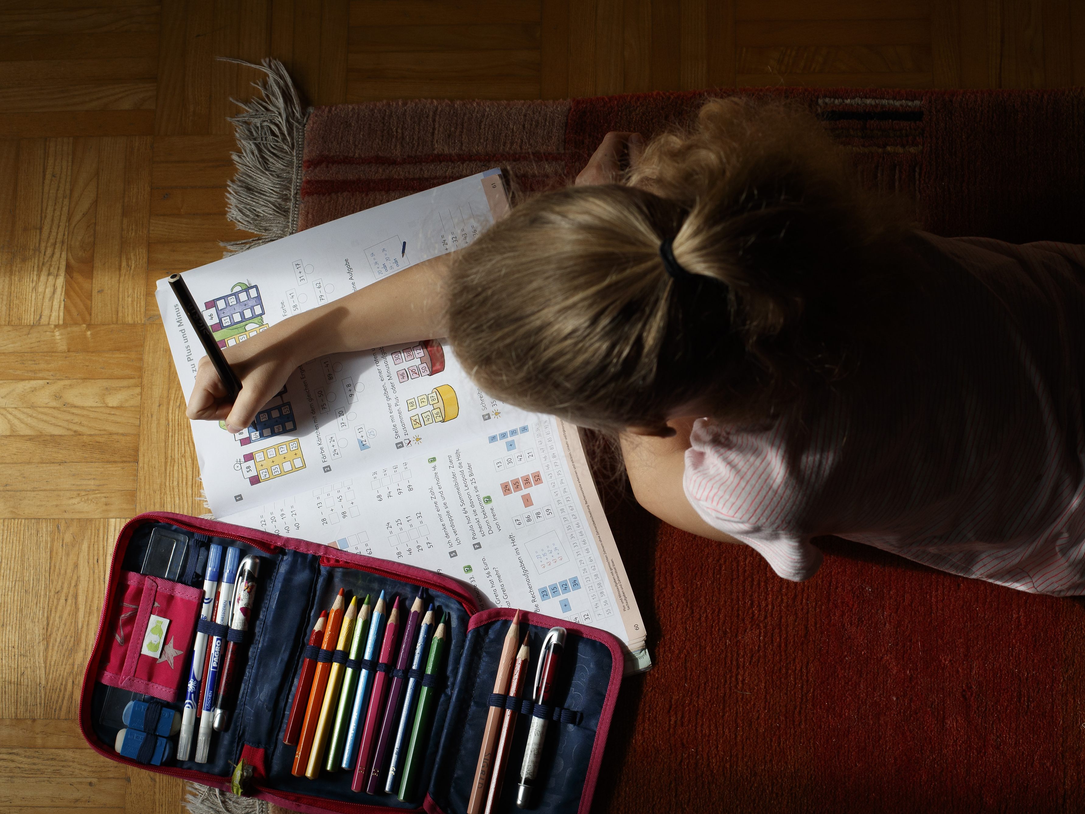 Lehrer fordern das Ende von häuslichem Unterricht.