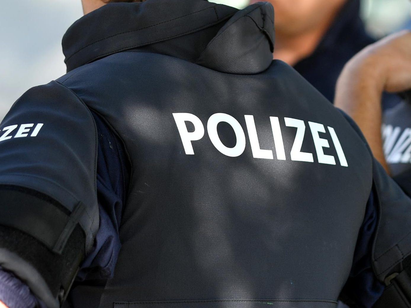In der Steiermark wurde ein Polizist in einer Polizeiinspektion erschossen. In der Steiermark wurde ein Polizist in einer Polizeiinspektion erschossen.