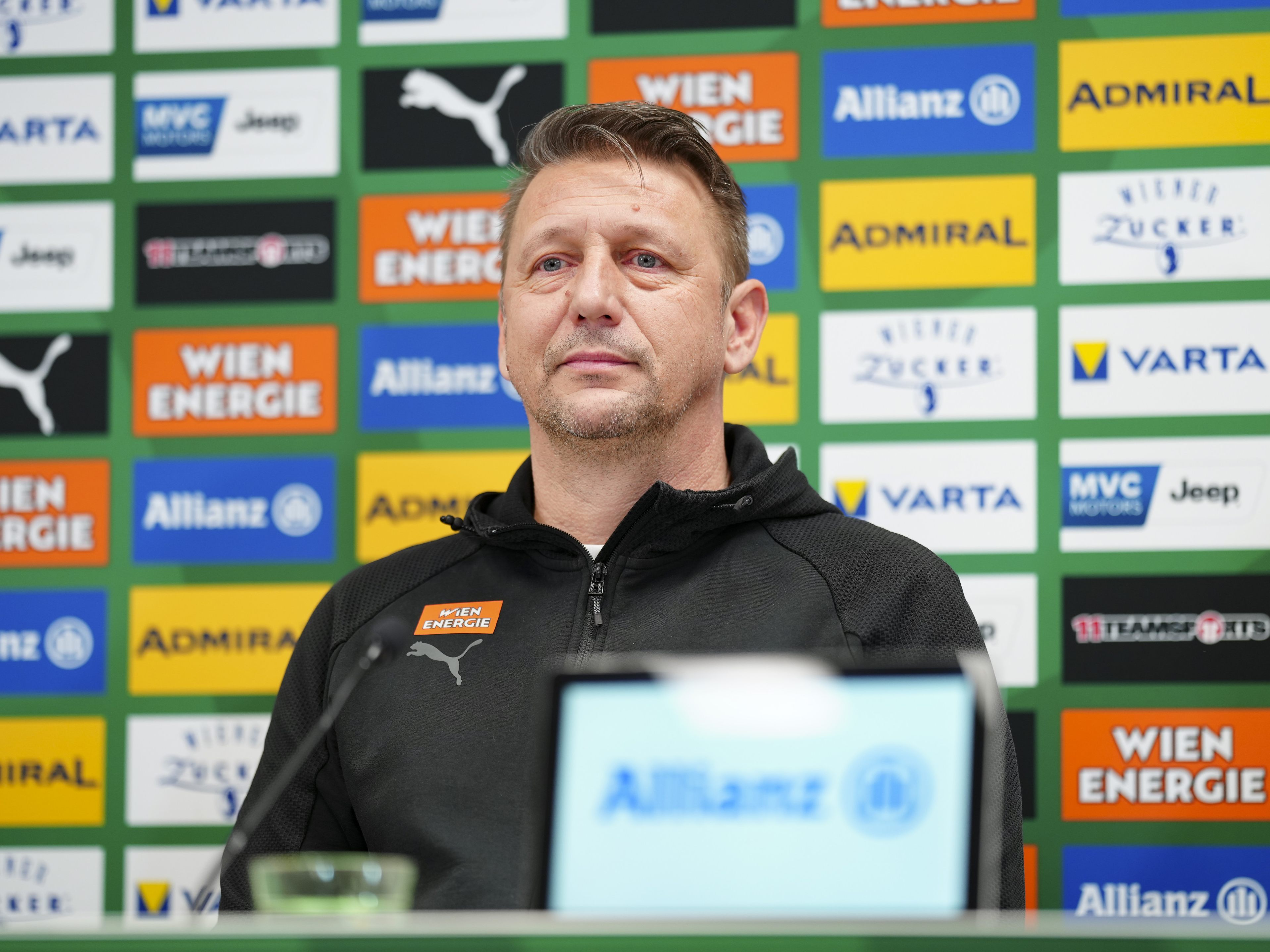 Zoran Barisic unterschrieb den Trainervertrag bei Rapid Wien bis 2025.