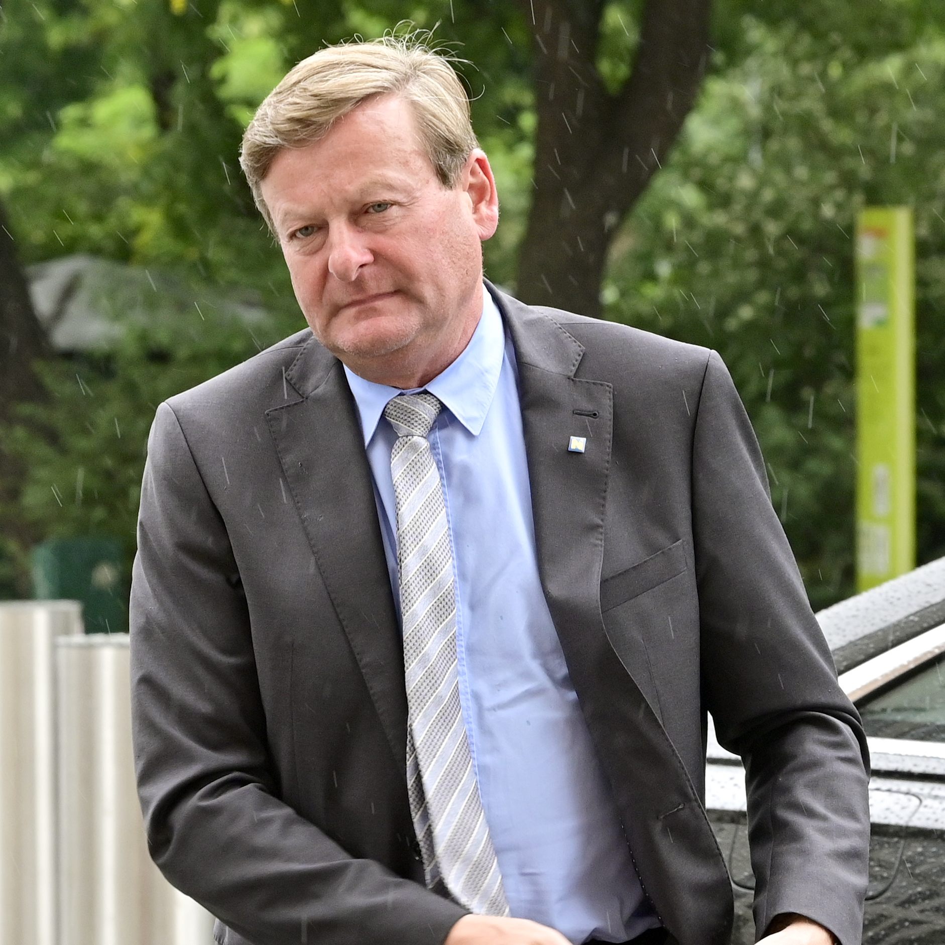 Gottfried Waldhäusl steht zu seiner Aussage zu Asyl in der Puls 4-Sendung "Pro und Contra".