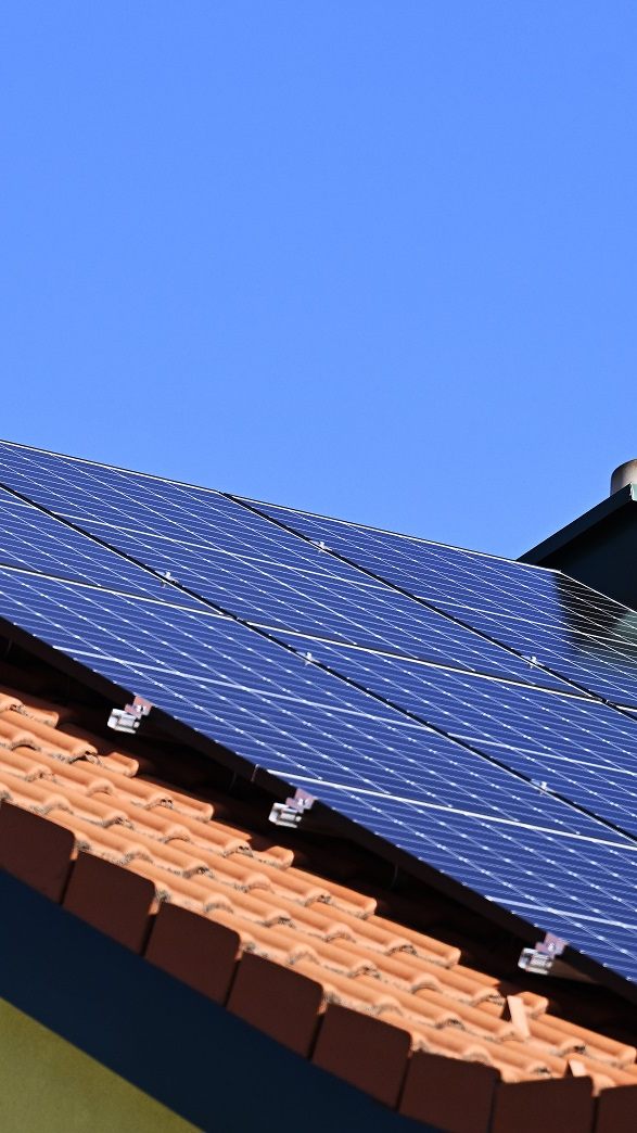 Gewessler will Mehrwertsteuer auf Photovoltaikanlagen streichen.