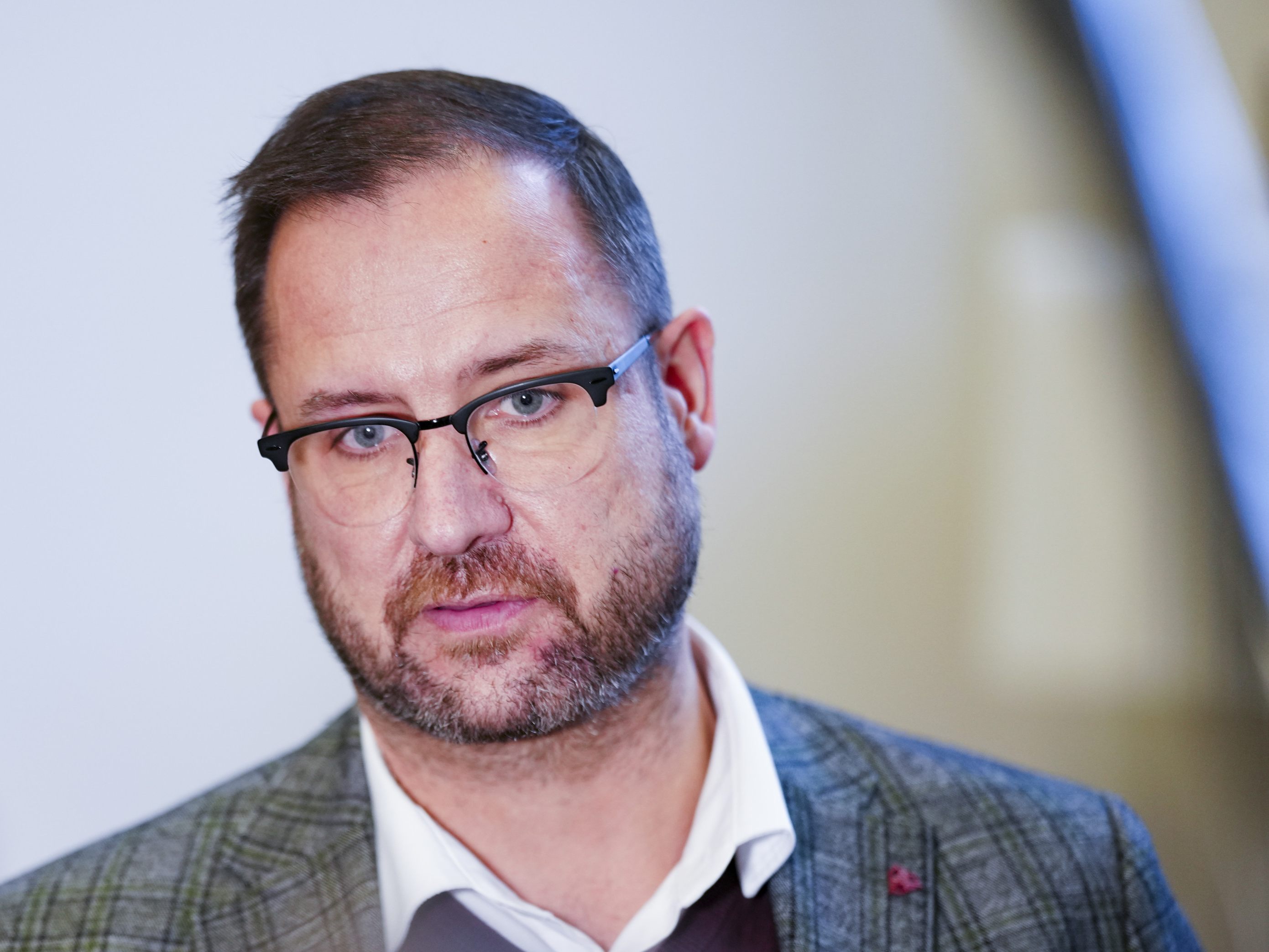 FPÖ-Generalsekretär Hafenecker will den Russland-Vertrag der FPÖ nicht offenlegen. FPÖ-Generalsekretär Hafenecker will den Russland-Vertrag der FPÖ nicht offenlegen.