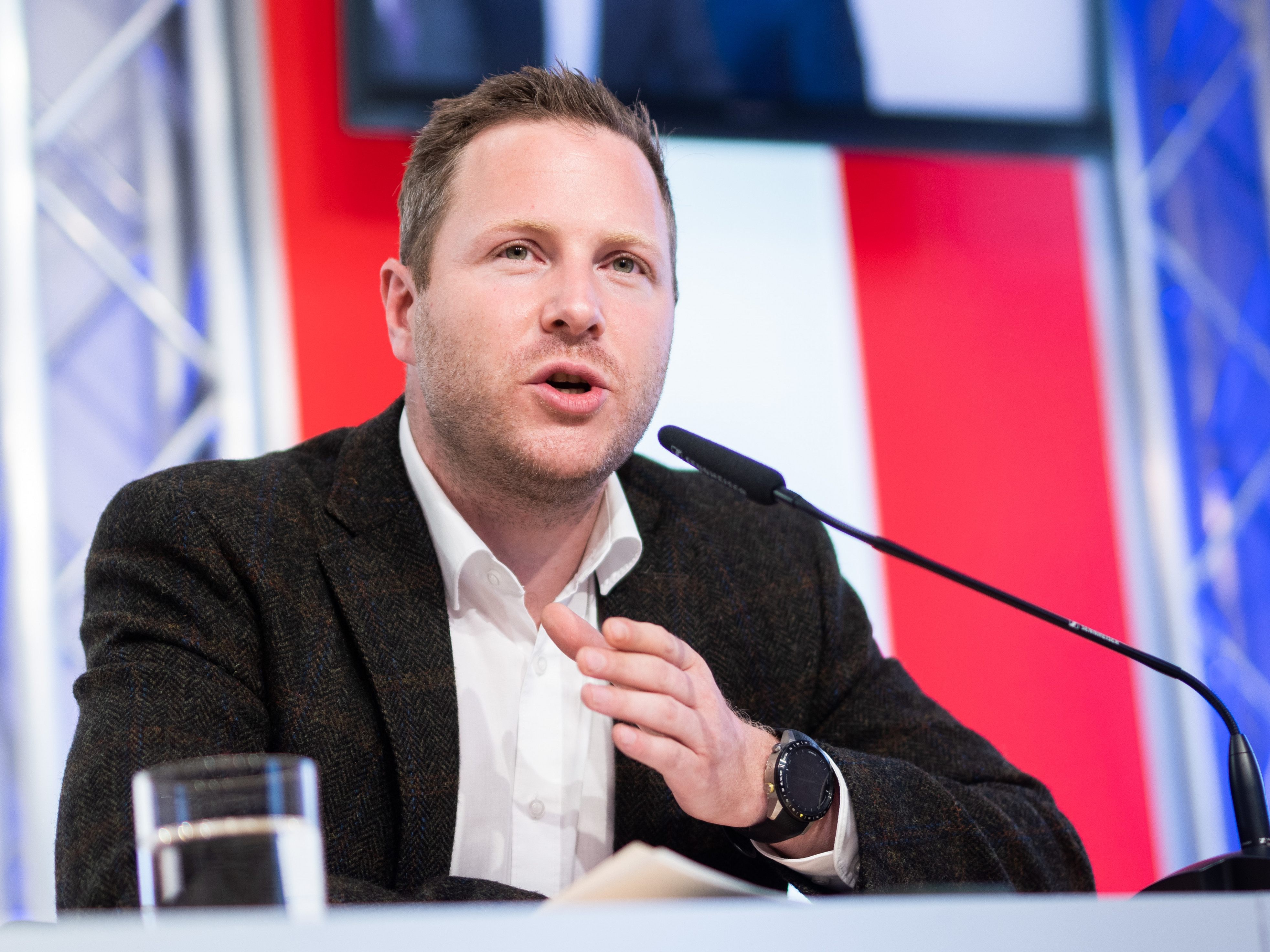 Schnedlitz gibt Waldhäusl nach seinem Asyl-Sager Rückendeckung.