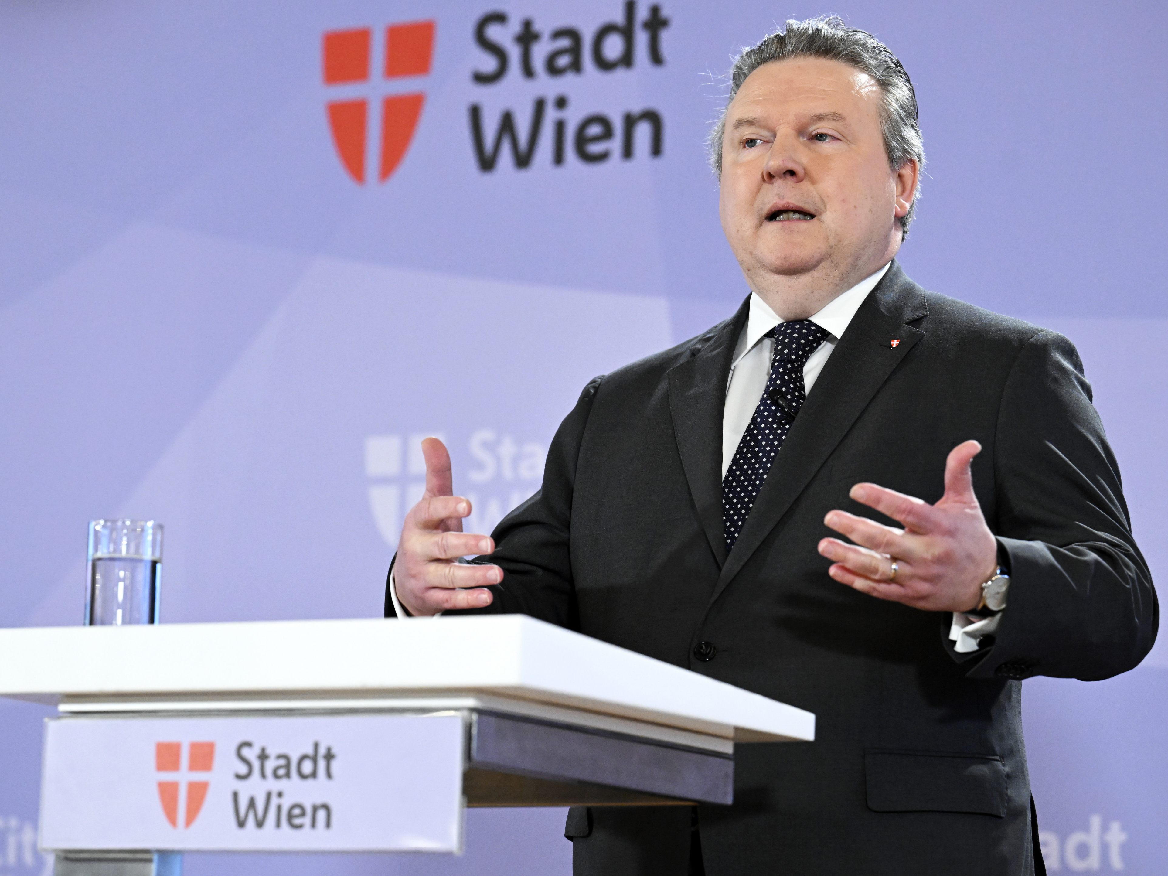 Bürgermeister Michael Ludwig trifft am Montag die Spitzen der Wiener Ärztekammer.