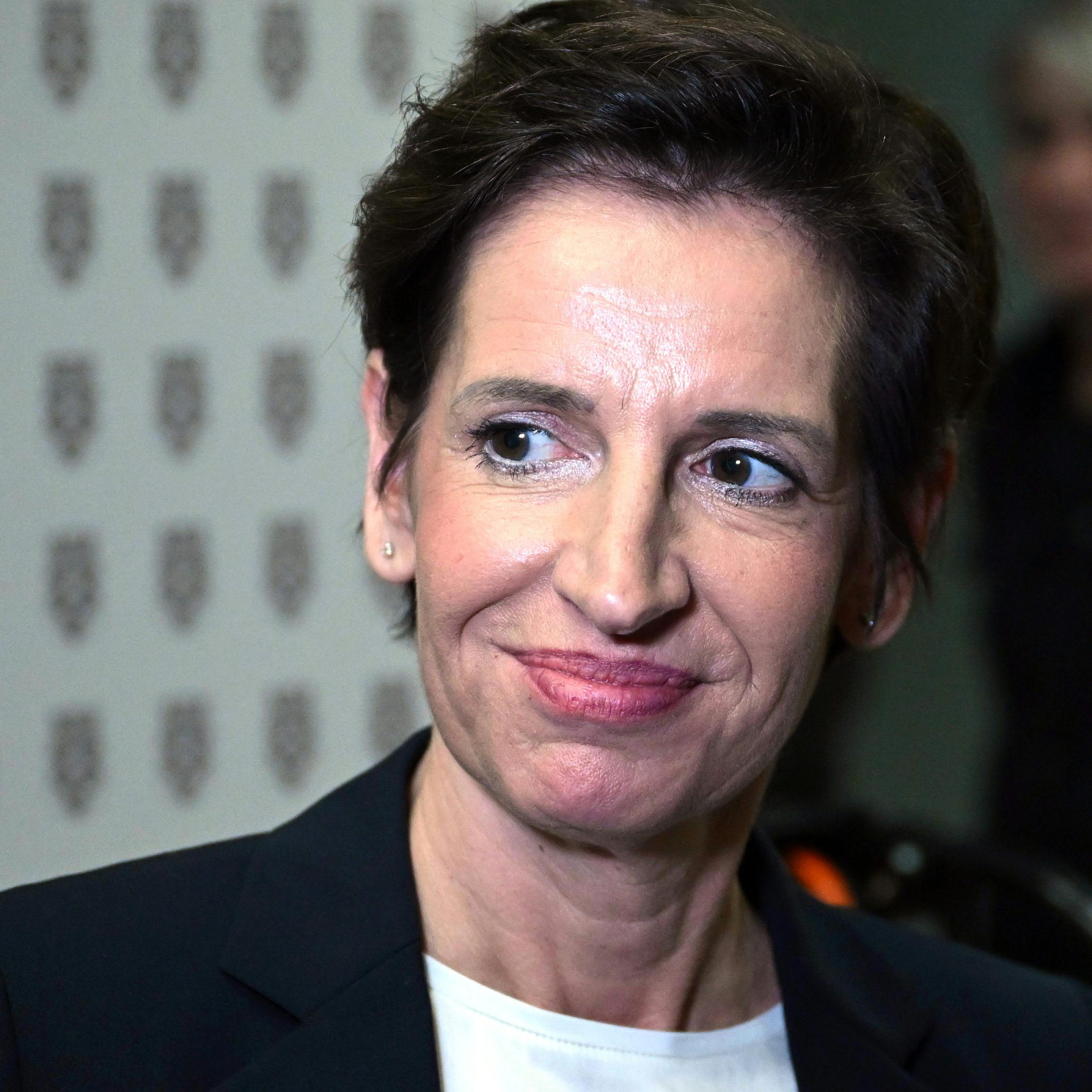 Indra Collini, Helmut Hofer-Gruber und Edith Kollermann sollen vorerst die Pinken im Landesparlament vertreten.