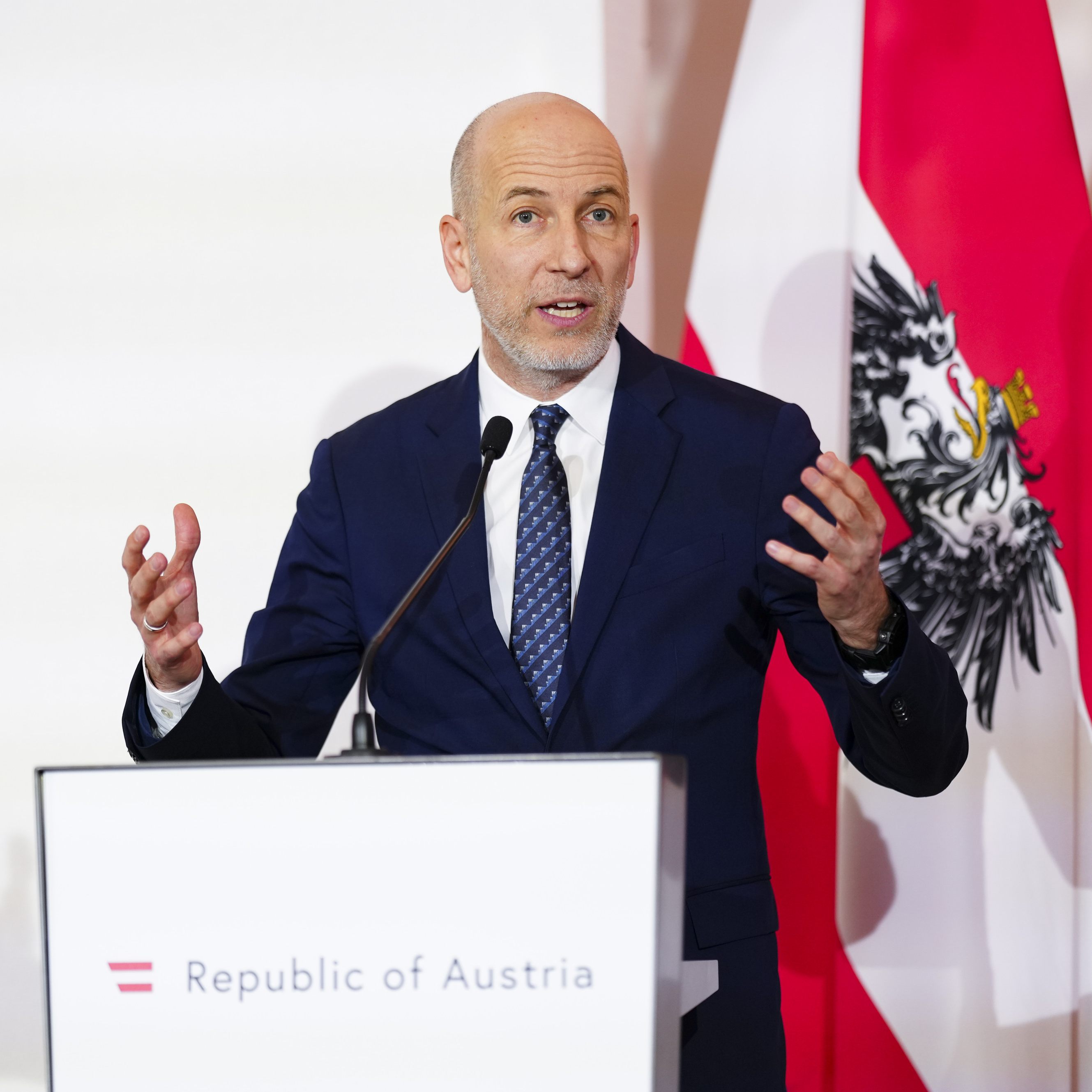 Arbeitsminister Martin Kocher (ÖVP) verteidigte seine Aussagen zur Teilzeitbeschäftigung.