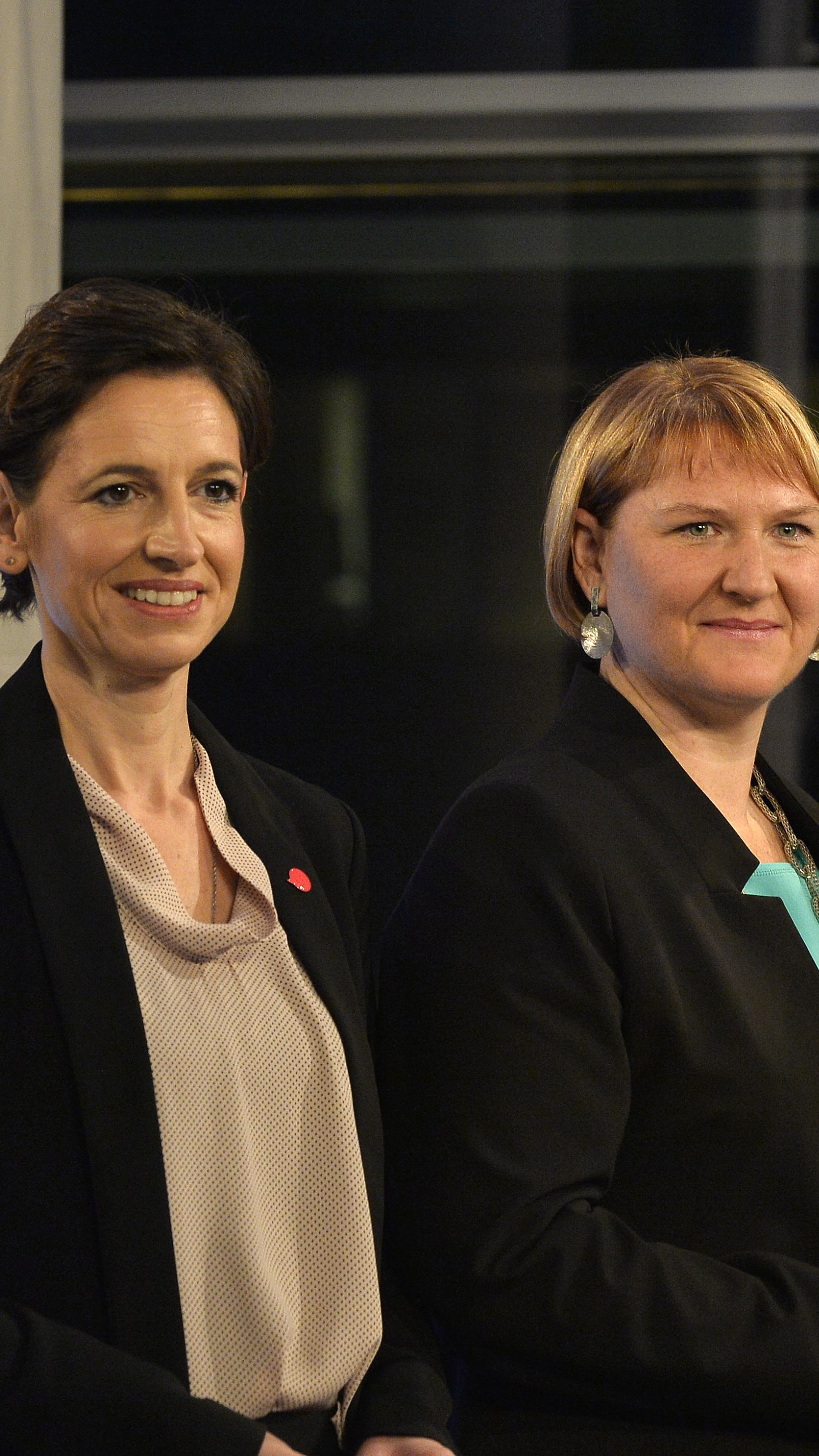 Nach der NÖ-Wahl fordern Grüne und NEOS die Umsetzung eines Demokratiepakets.