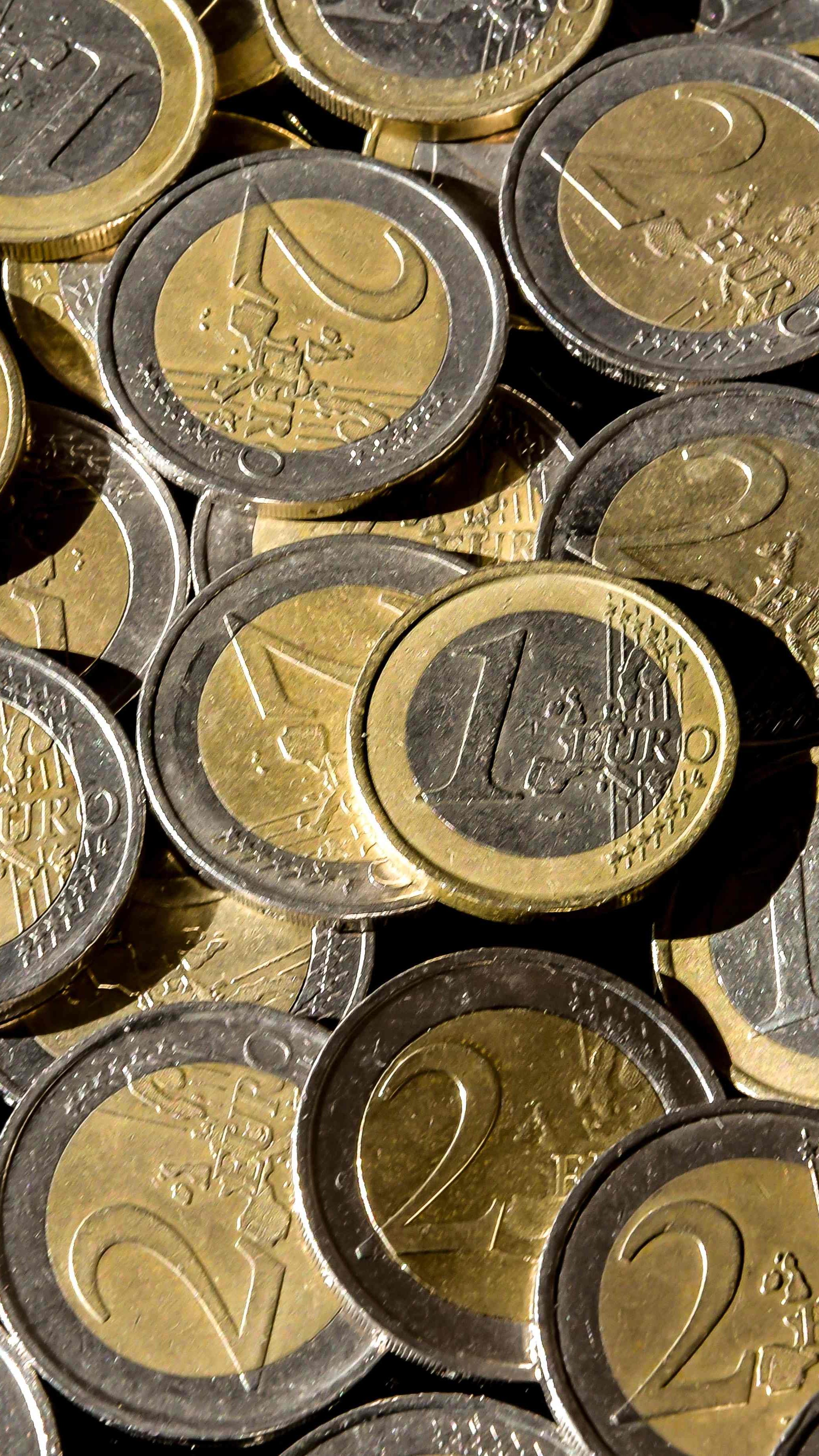 Mehr als 3.000 Unternehmen sollen bisher fälschlicherweise erhaltene Corona-Hilfen freiwillig zurückgezahlt haben.