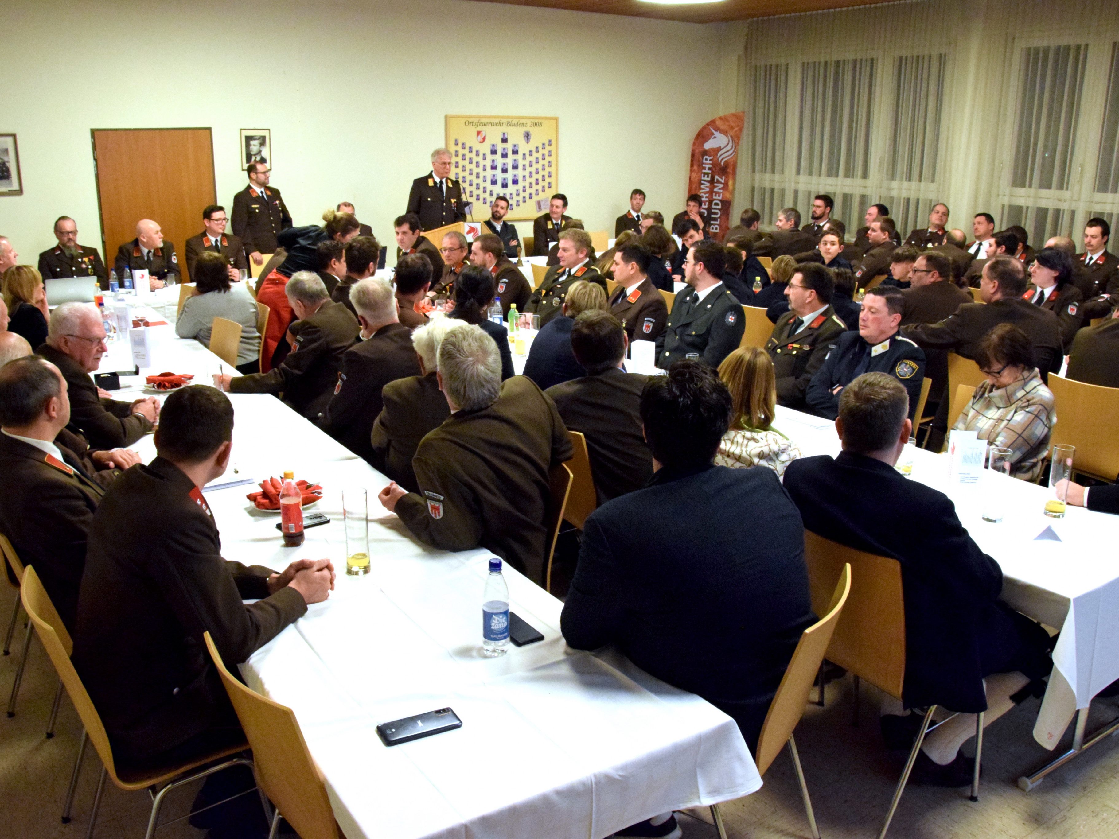 Zur diesjährigen Jahreshauptversammlung lud die Feuerwehr Bludenz in ihr Feuerwehrgerätehaus.