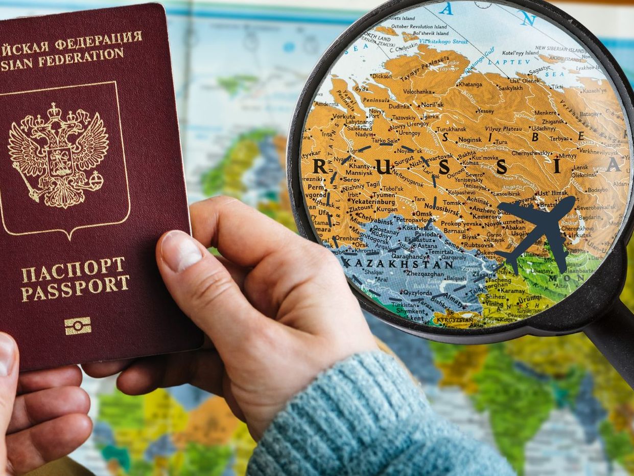 Die vier Diplomaten werden des Landes verwiesen und müssen nach Russland zurück. Die vier Diplomaten werden des Landes verwiesen und müssen nach Russland zurück.