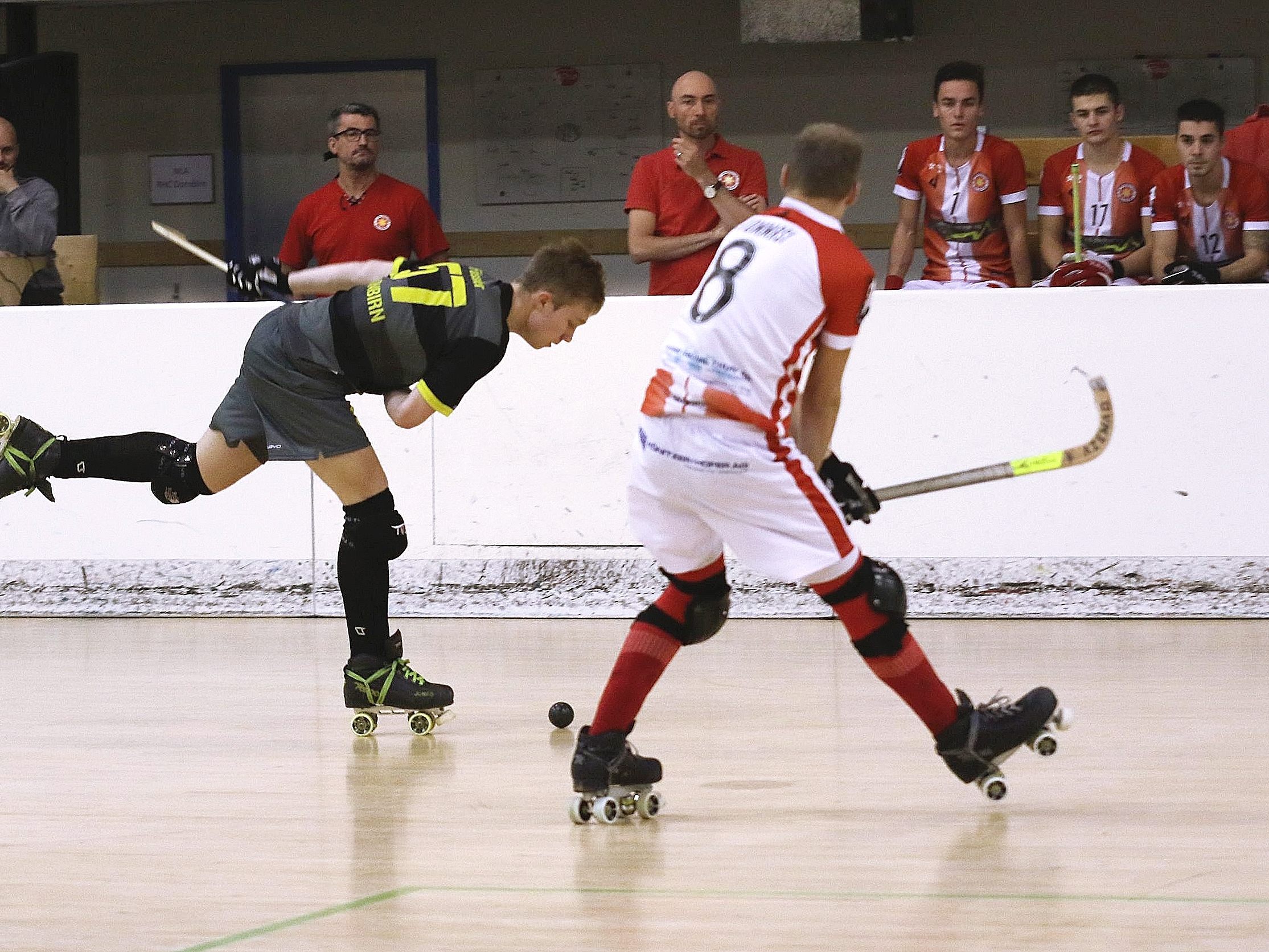 Der RHC Dornbirn hat sich trotz verletzungsbedingter Schwächung des Teams viel für die Auswärtspartie gegen Thun vorgenommen. Der RHC Dornbirn hat sich trotz verletzungsbedingter Schwächung des Teams viel für die Auswärtspartie gegen Thun vorgenommen.