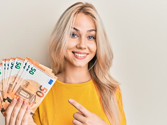 Die Arbeiterkammer reicht für AK-Mitglieder die Arbeitnehmerveranlagung ein.