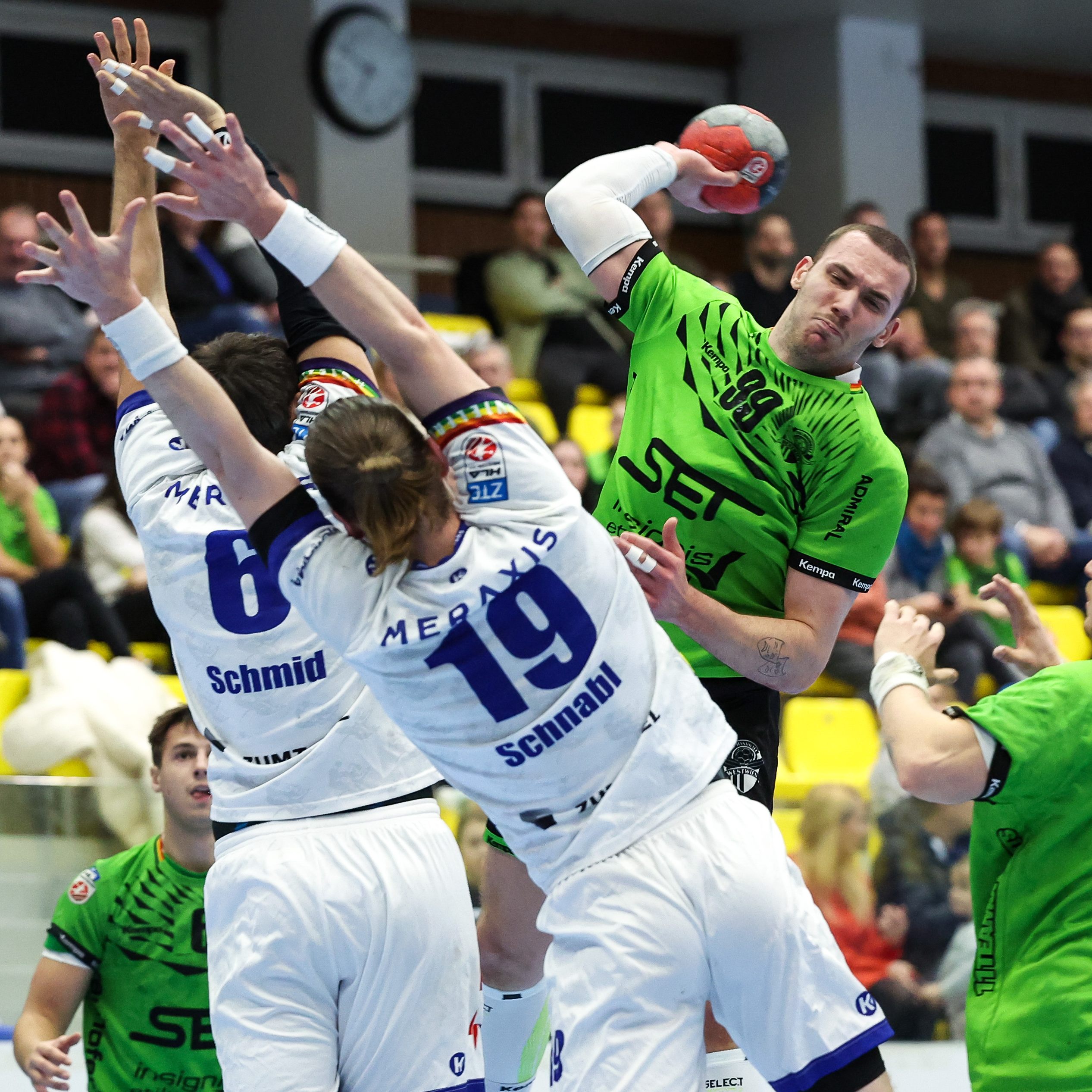 Schmid und Schnabl beim Block-Versuch gegen Katic.