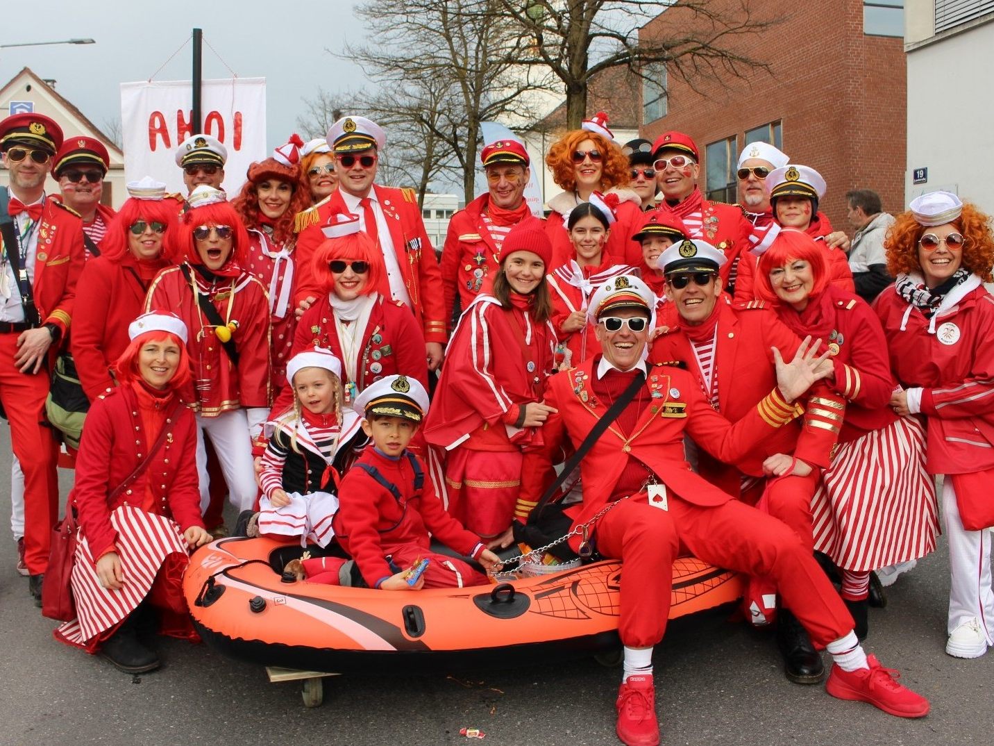 ORE, ORE! Am kommenden Sonntag wird die Bodenseegemeinde beim traditionellen „Lochauer Kinderfasching“ wieder zum großen närrischen Treffpunkt der Region. ORE, ORE! Am kommenden Sonntag wird die Bodenseegemeinde beim traditionellen „Lochauer Kinderfasching“ wieder zum großen närrischen Treffpunkt der Region.