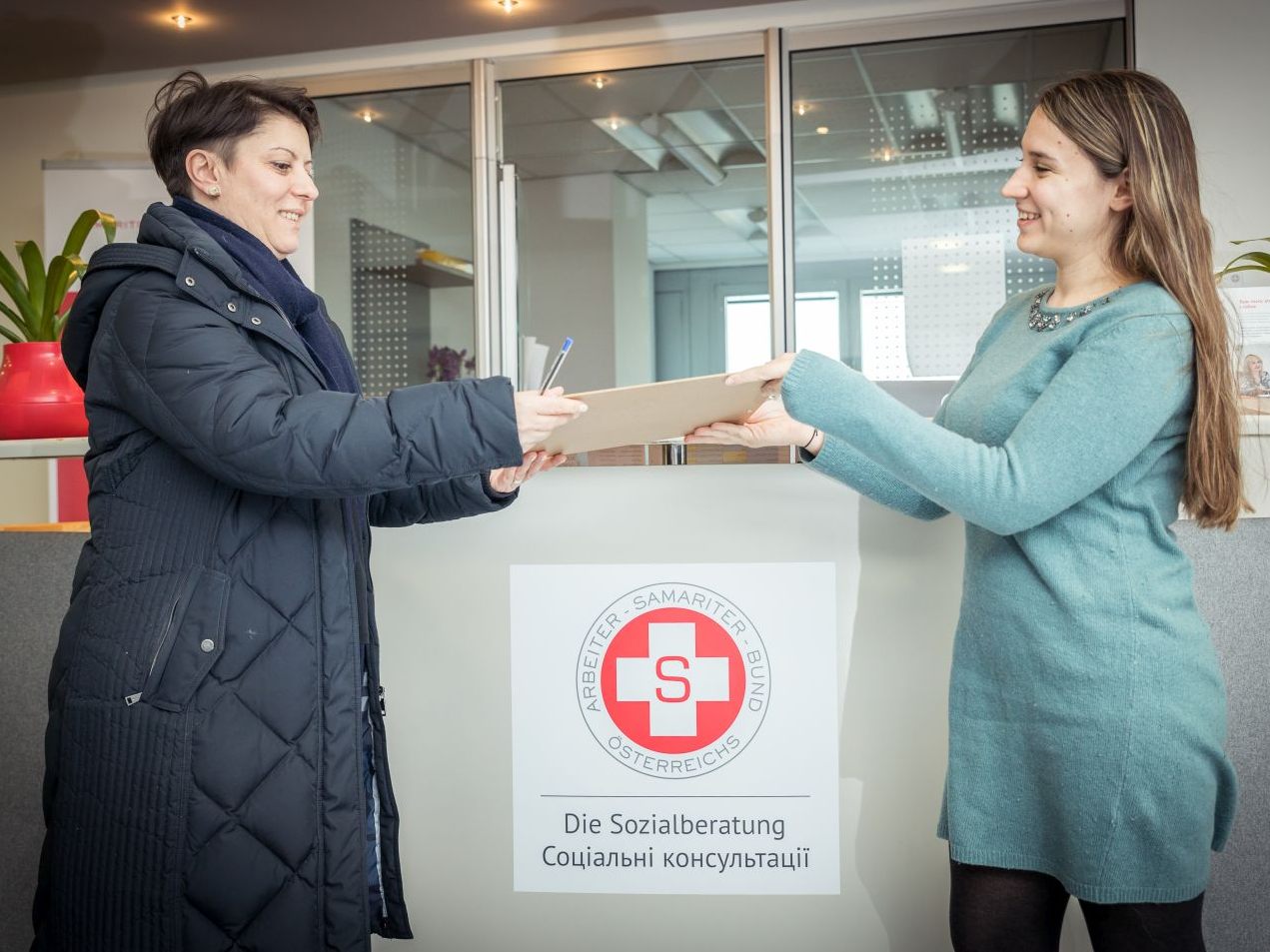 Derzeit werden rund 700 Ukraine-Flüchtlinge beim Samariterbund Wien betreut. Derzeit werden rund 700 Ukraine-Flüchtlinge beim Samariterbund Wien betreut.