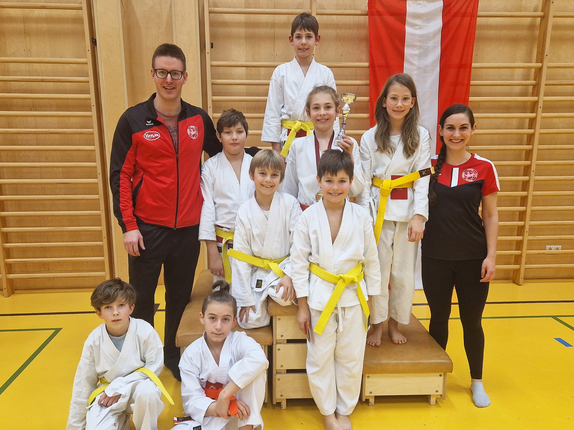 Bludenzer Karatekas jubeln über erfolgreiche Turnierpremiere