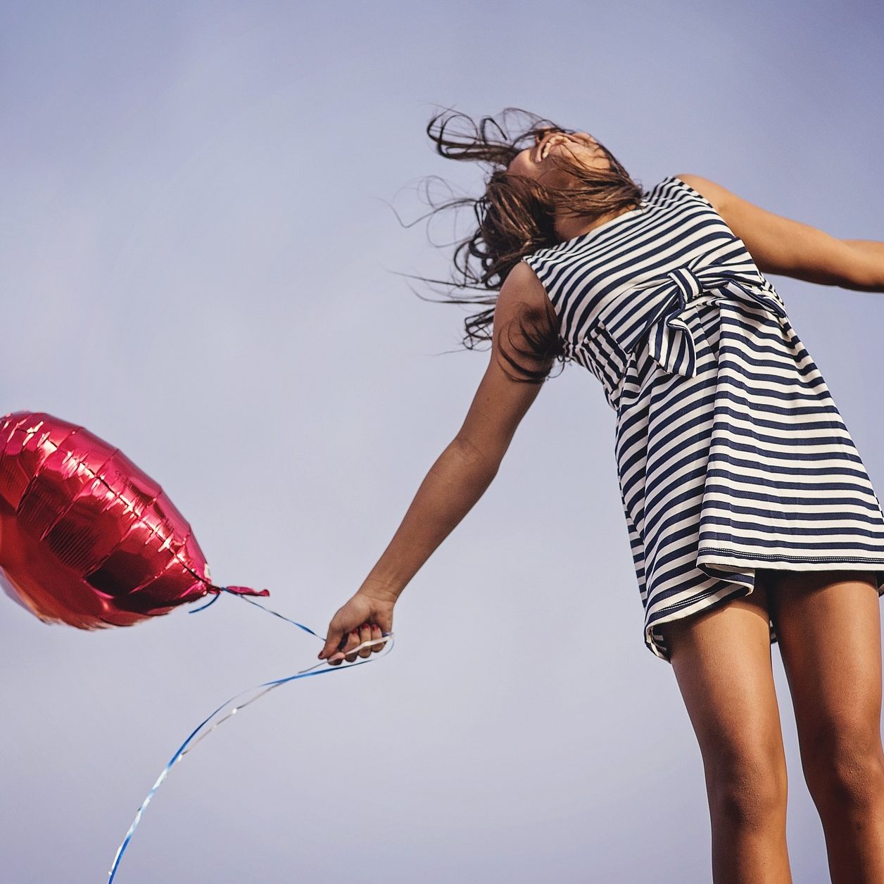 So können Singles den Valentinstag bestmöglich verbringen.