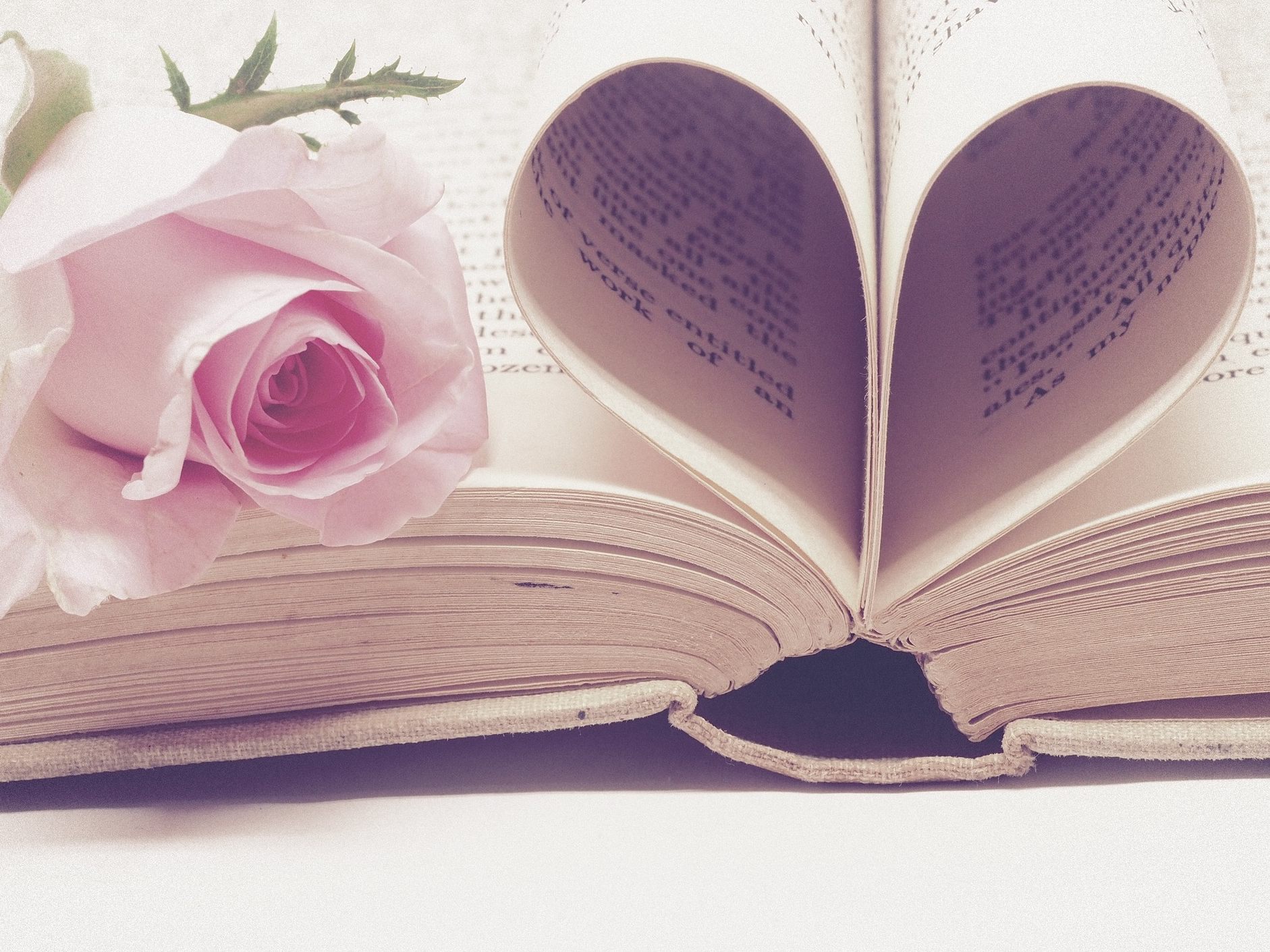 Drei Tipps für DIY-Valentinstags-Geschenke. Drei Tipps für DIY-Valentinstags-Geschenke.