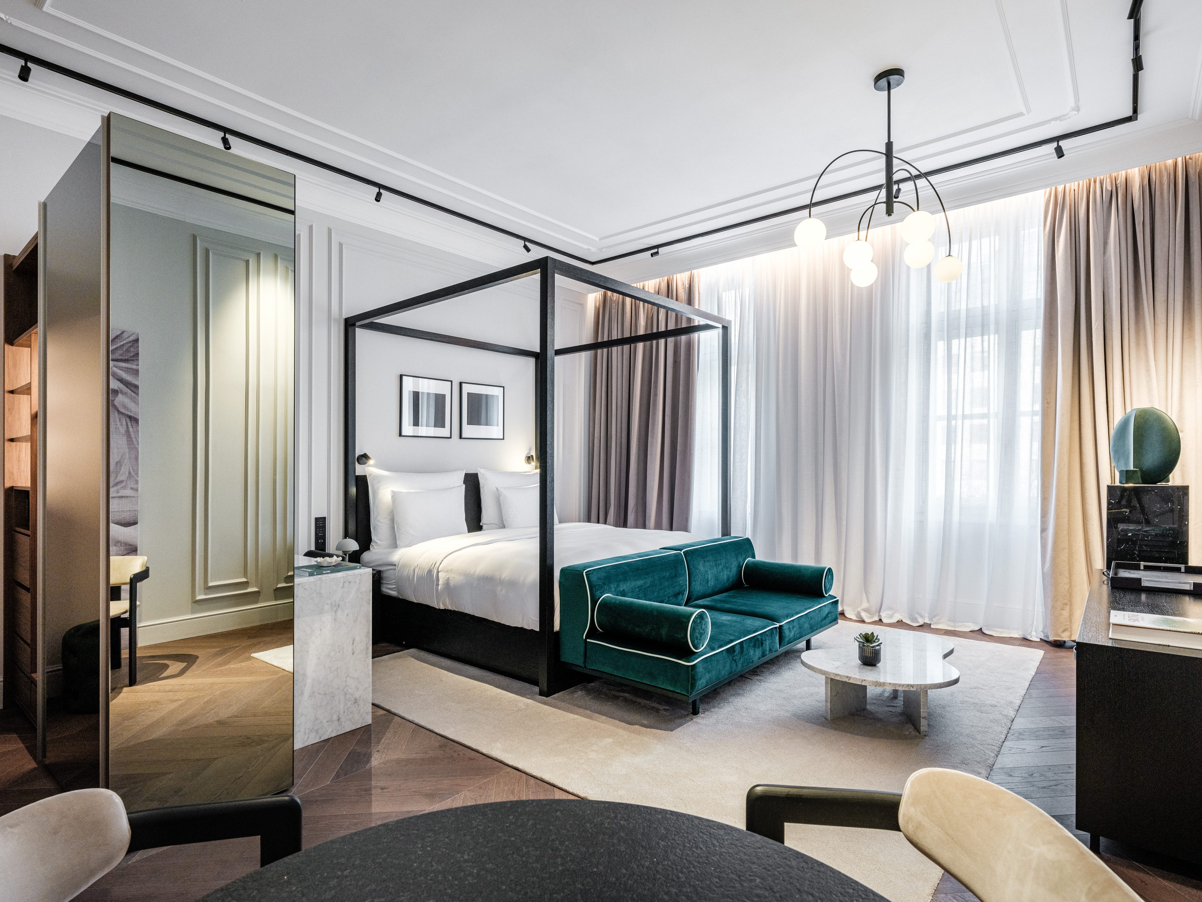Das Luxus-Boutique-Hotel "The Amouris Vienna" eröffnet in der Wiener Innenstadt. Das Luxus-Boutique-Hotel "The Amouris Vienna" eröffnet in der Wiener Innenstadt.