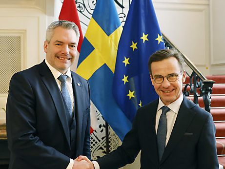 Nehammer zu Gast im hohen Norden Nehammer zu Gast im hohen Norden