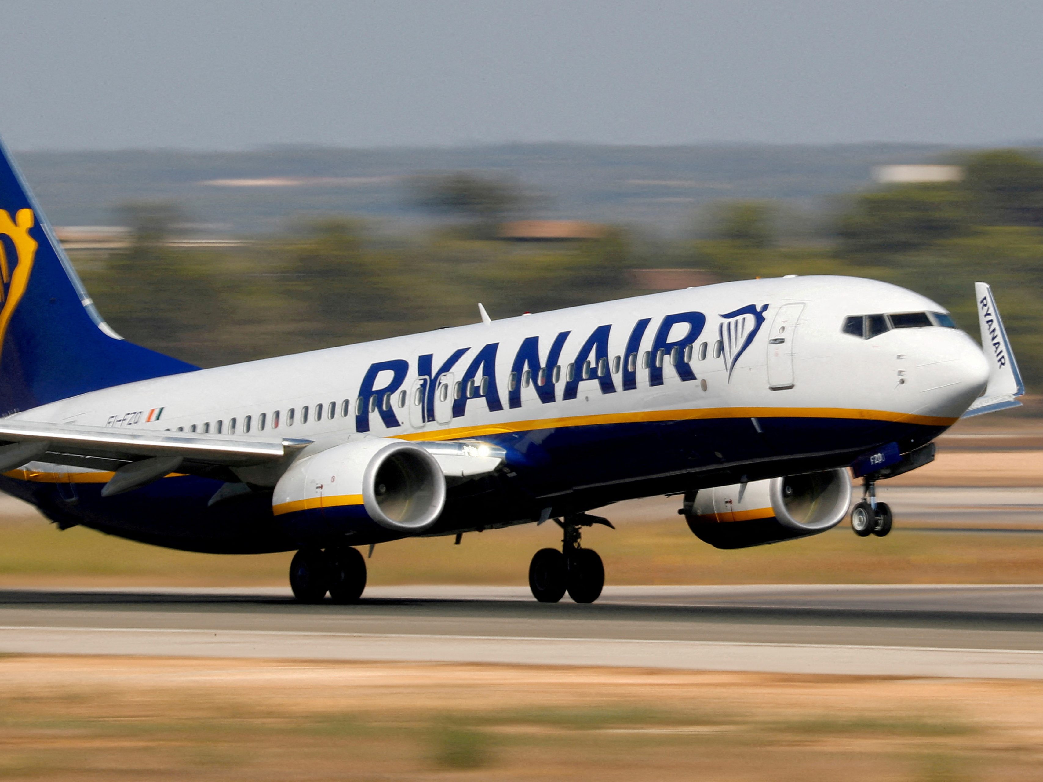 Ryanair verstärkt den Sommerflugplan. Ryanair verstärkt den Sommerflugplan.