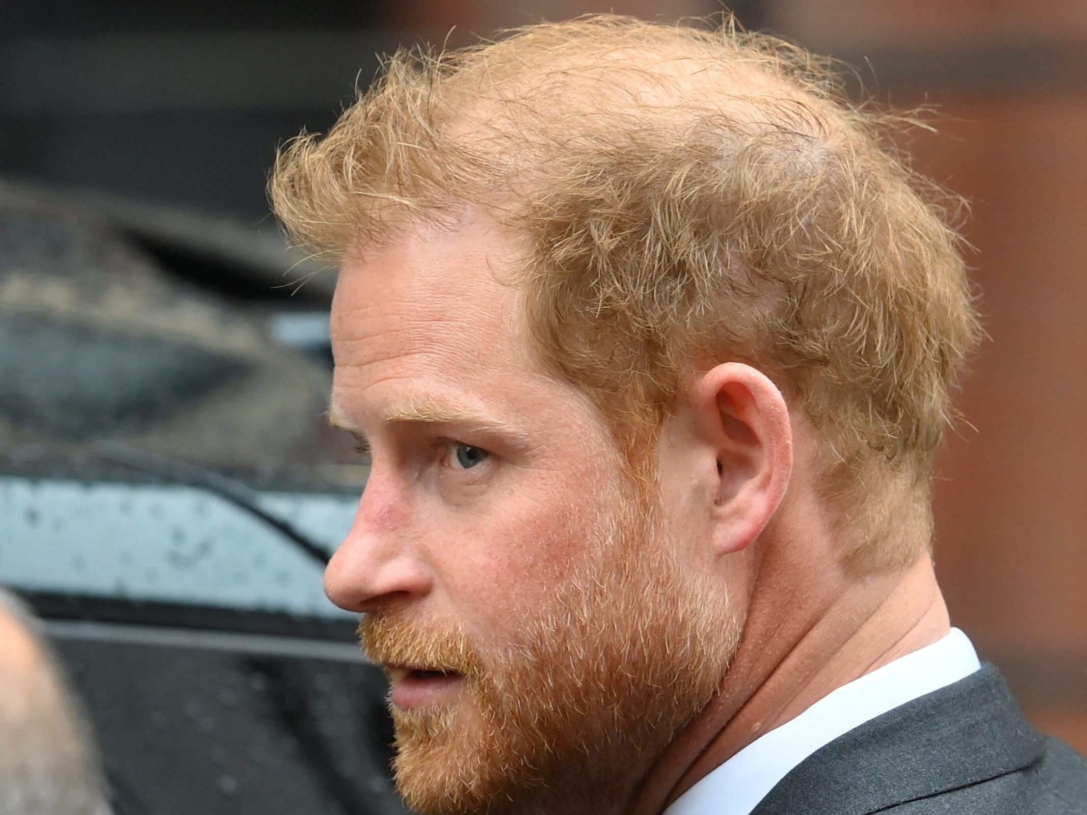 Prinz Harry vor der Anhörung in London. Prinz Harry vor der Anhörung in London.