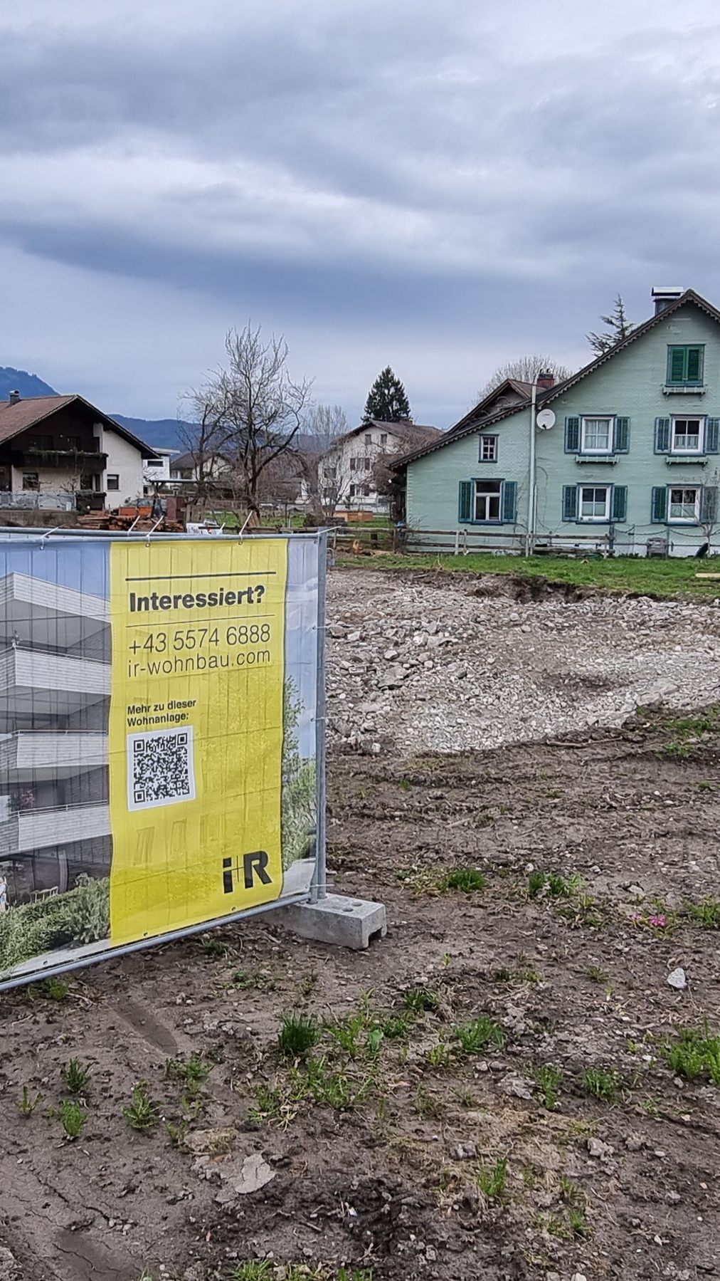 Das Bauprojekt umfasst 20 Eigentumswohnungen und eine Gewerbeeinheit mit einer Größe von ca. 130 m².