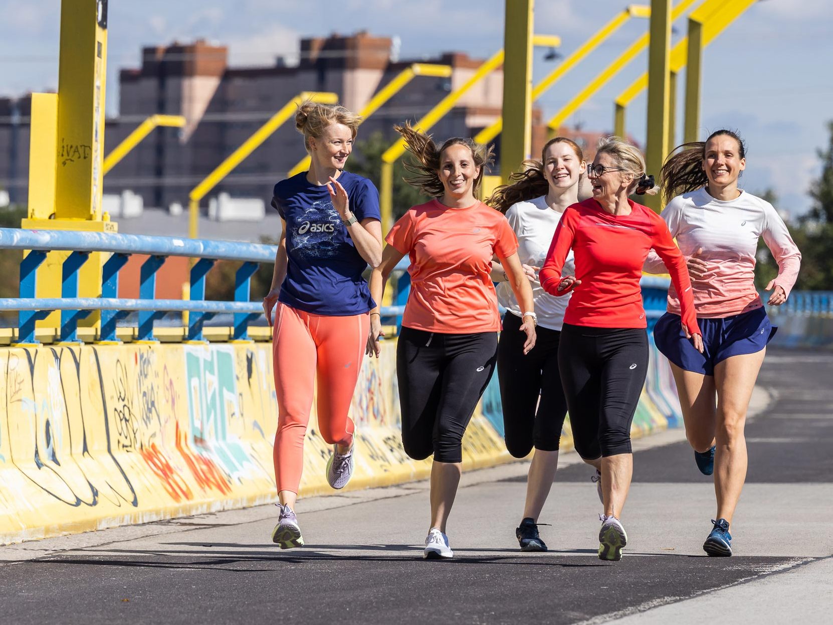 Für den Frauenlauf werden an 54 Standorten gratis Trainings angeboten. Für den Frauenlauf werden an 54 Standorten gratis Trainings angeboten.
