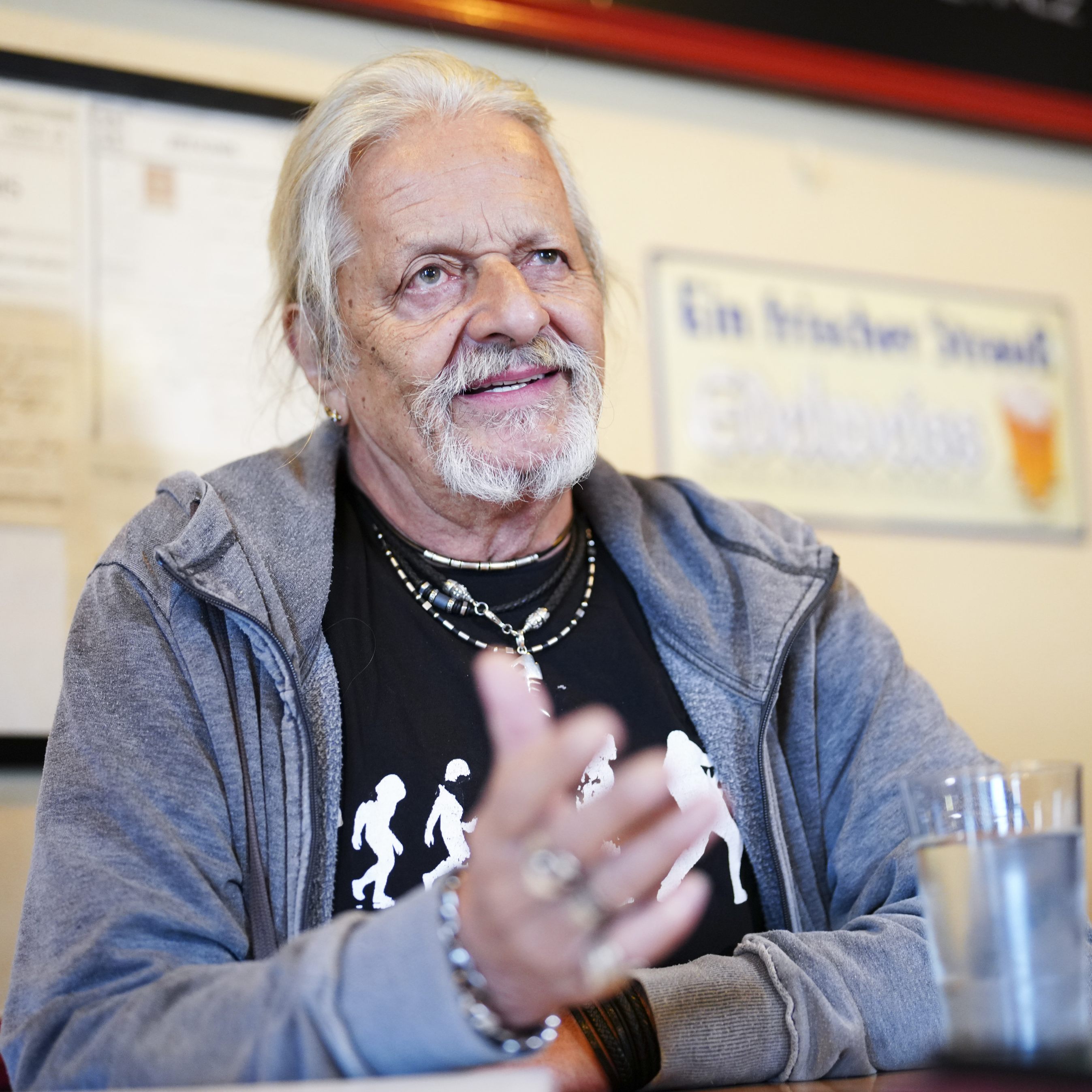 EAV-Gründer und Musiker Thomas Spitzer feiert seinen 70. Geburtstag.