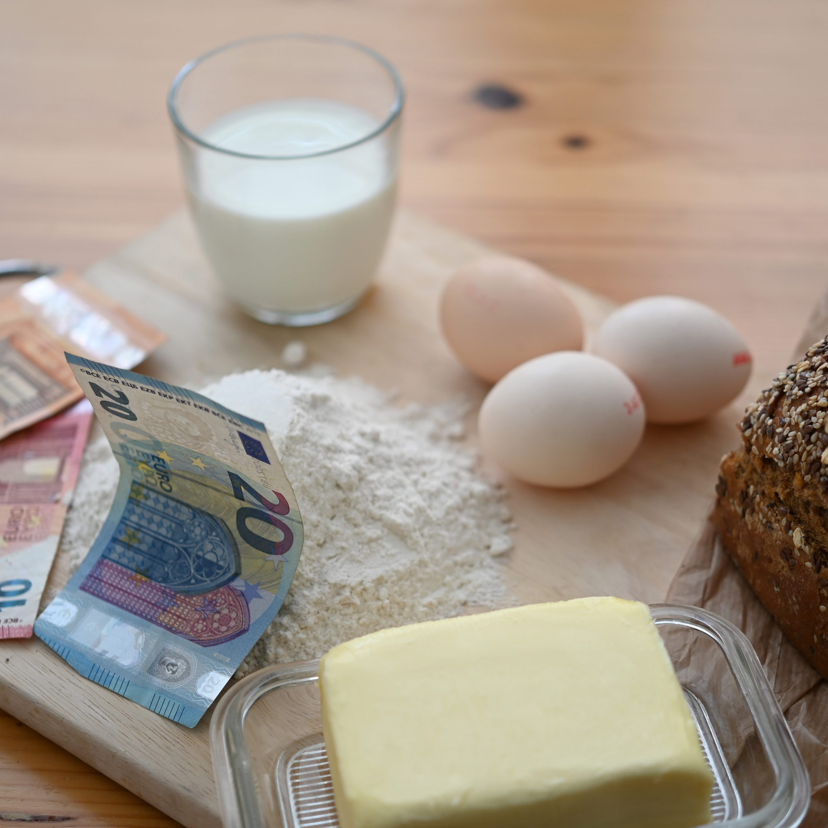 Vor allem die Lebensmittelpreise sind durch die Inflation stark gestiegen.