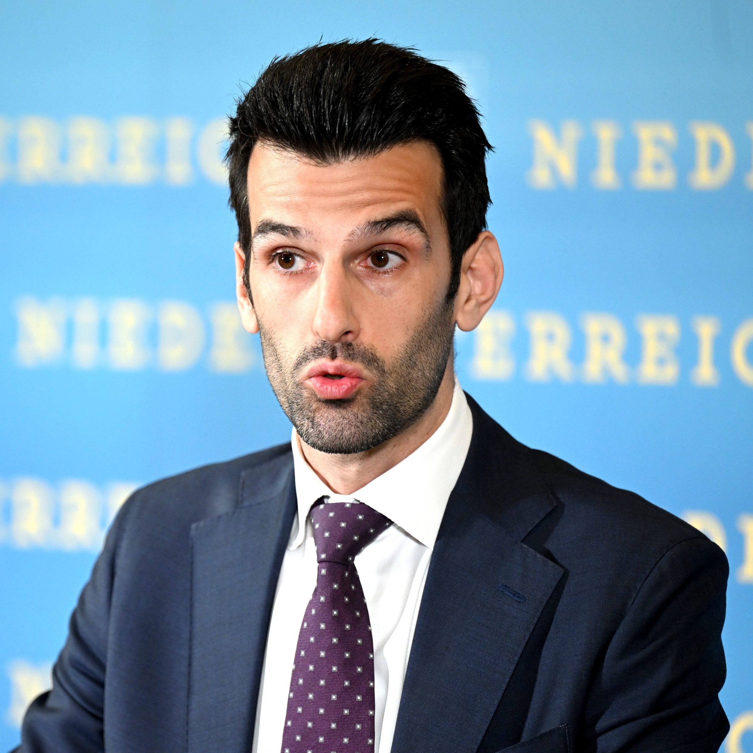 Laut FPÖ-Landesparteichef Udo Landbauer, stehen die Verhandlungen mit der ÖVP Niederösterreich noch vor den "Knackpunkten".