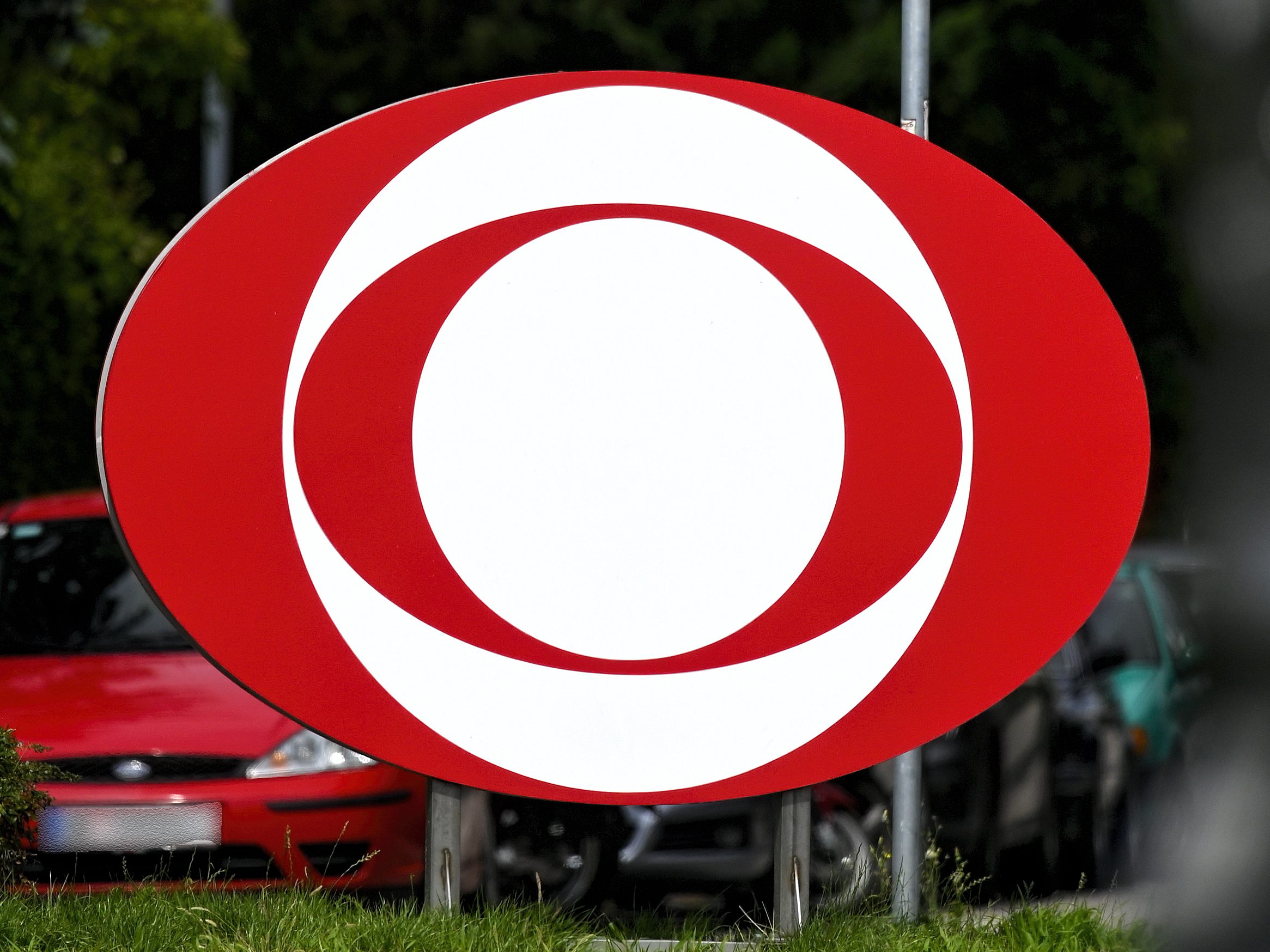 Der ORF-Beitrag plus Länderabgabe ist wohl fast überall unter 20 Euro. Der ORF-Beitrag plus Länderabgabe ist wohl fast überall unter 20 Euro.