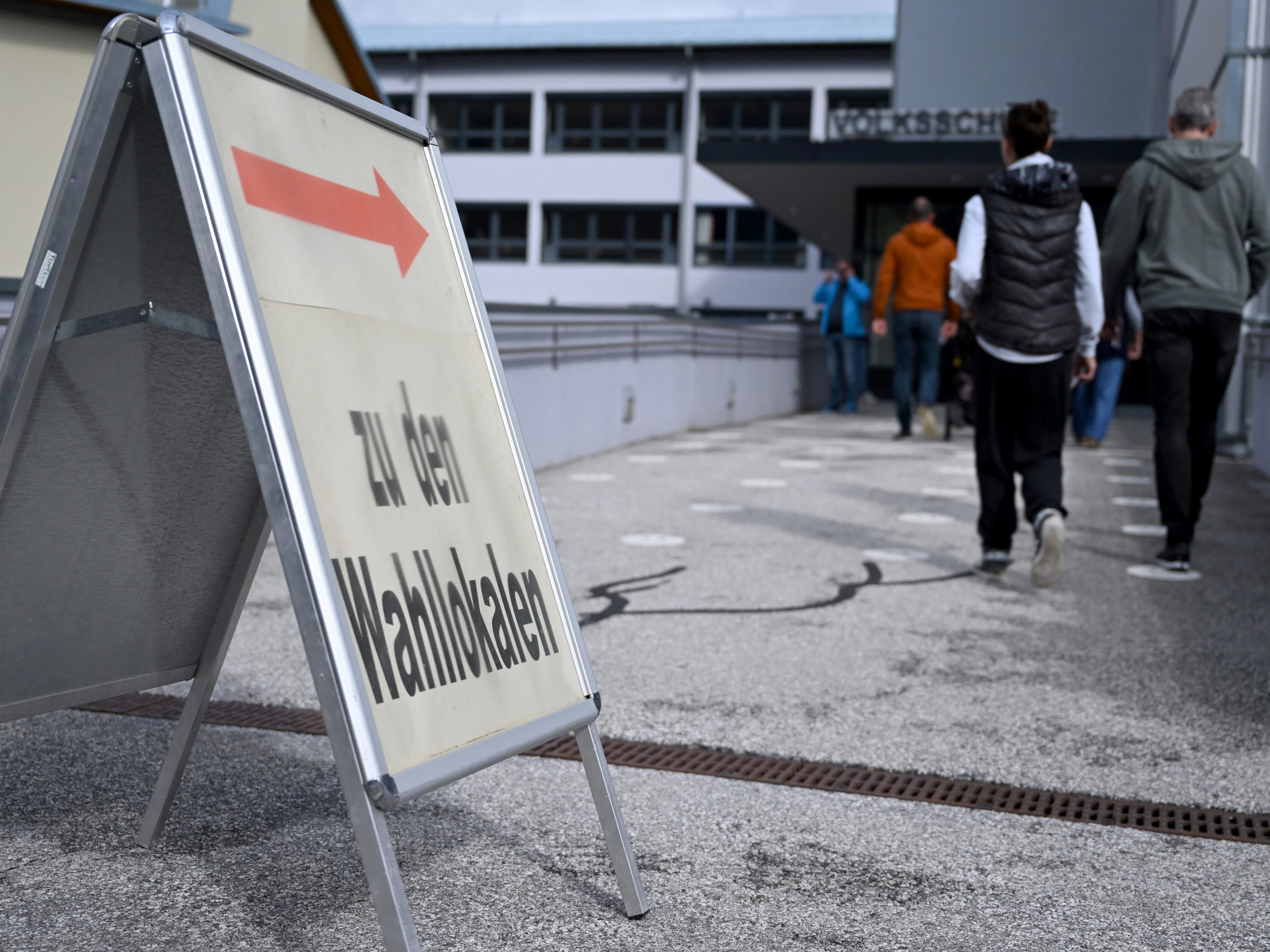 Die Verhandlungen zwischen ÖVP und SPÖ gehen weiter. Die Verhandlungen zwischen ÖVP und SPÖ gehen weiter.