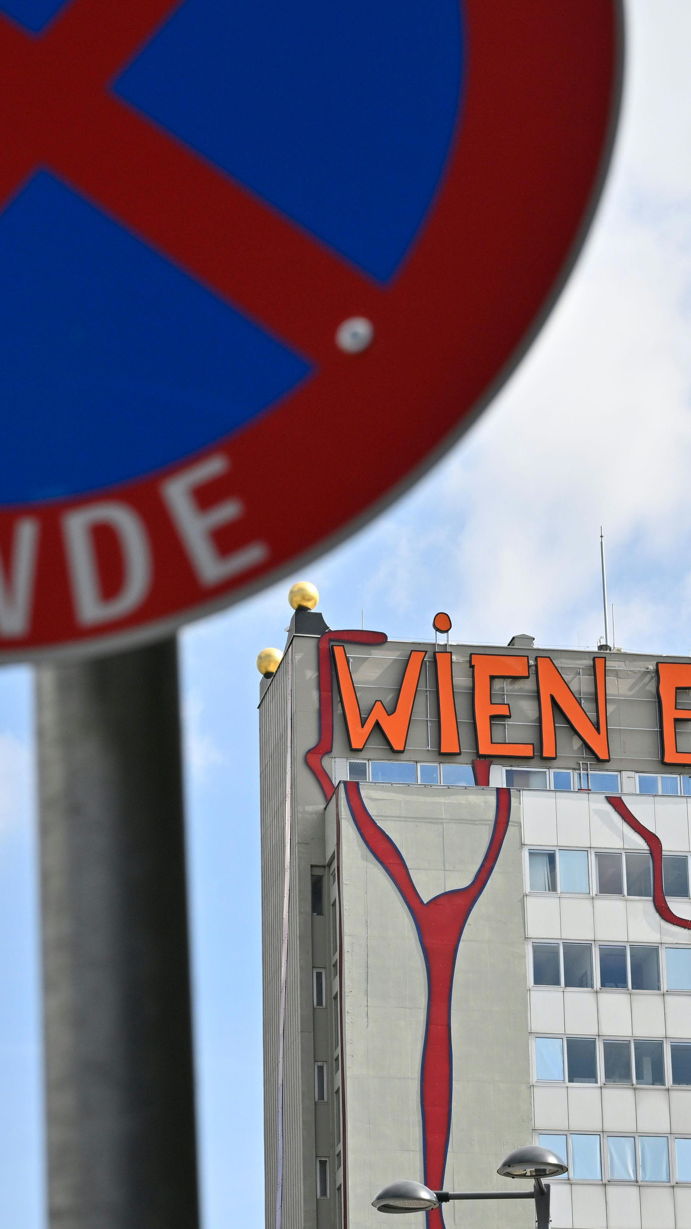 Die Grünen klagen über die spärliche Lieferung von Unterlagen.