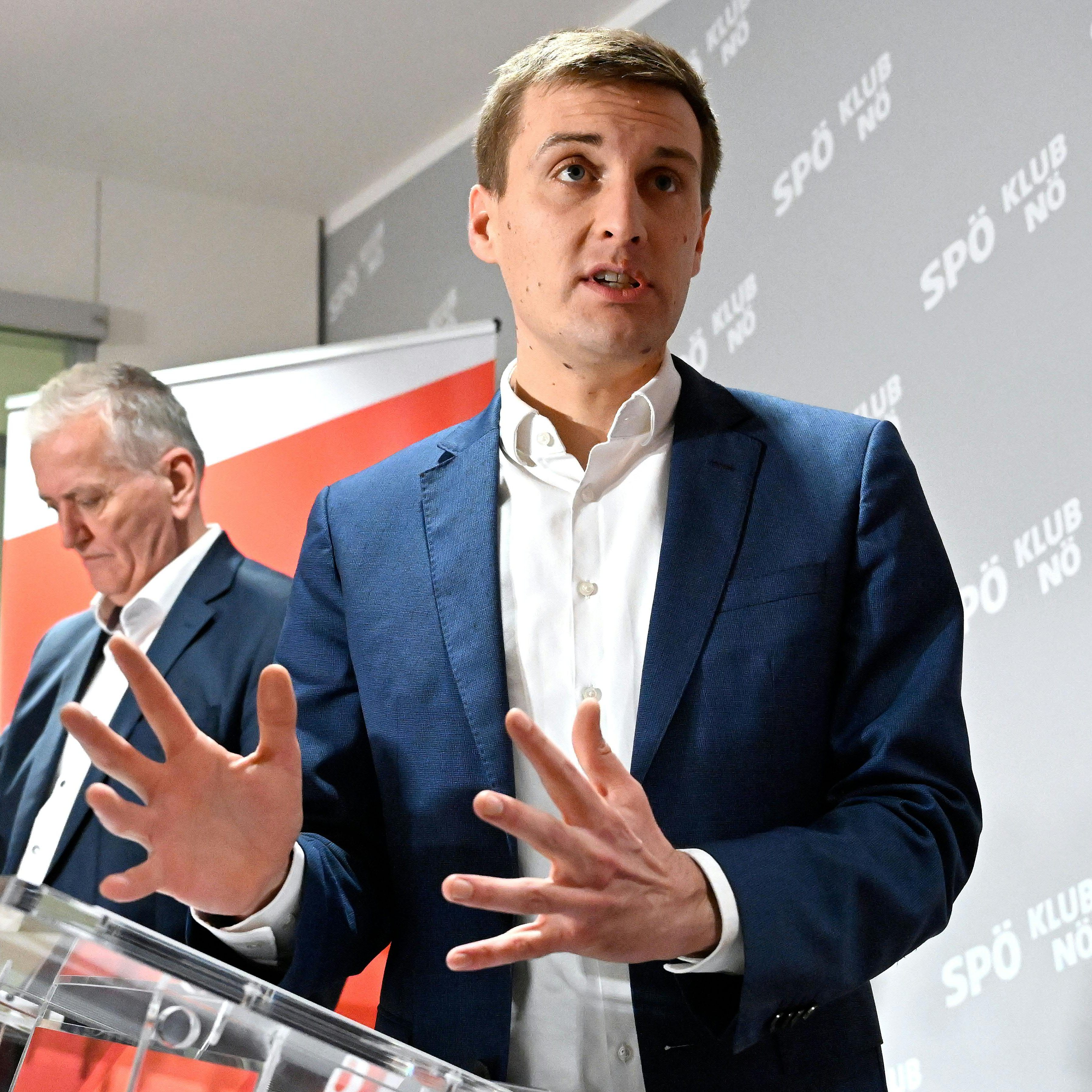 SPÖ NÖ-Landeschef Sven Hergovich würde sich lieber "die Hand abhacken", als bei den Verhandlungen mit der ÖVP Kompromisse einzugehen.